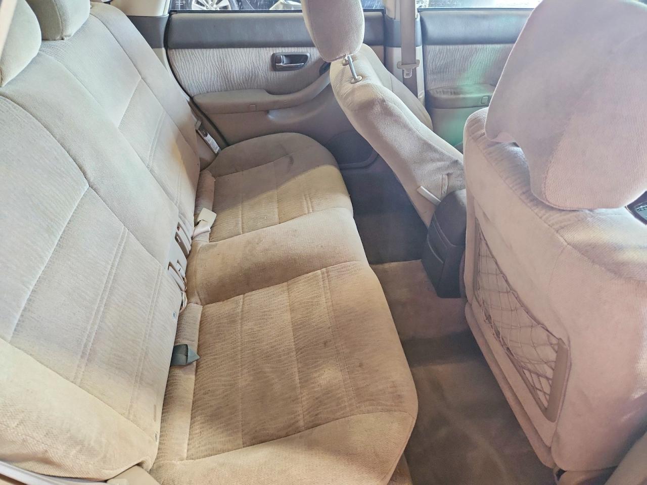 2001 Subaru Legacy Outback Awp Two Tone vin: 4S3BH675X17672825
