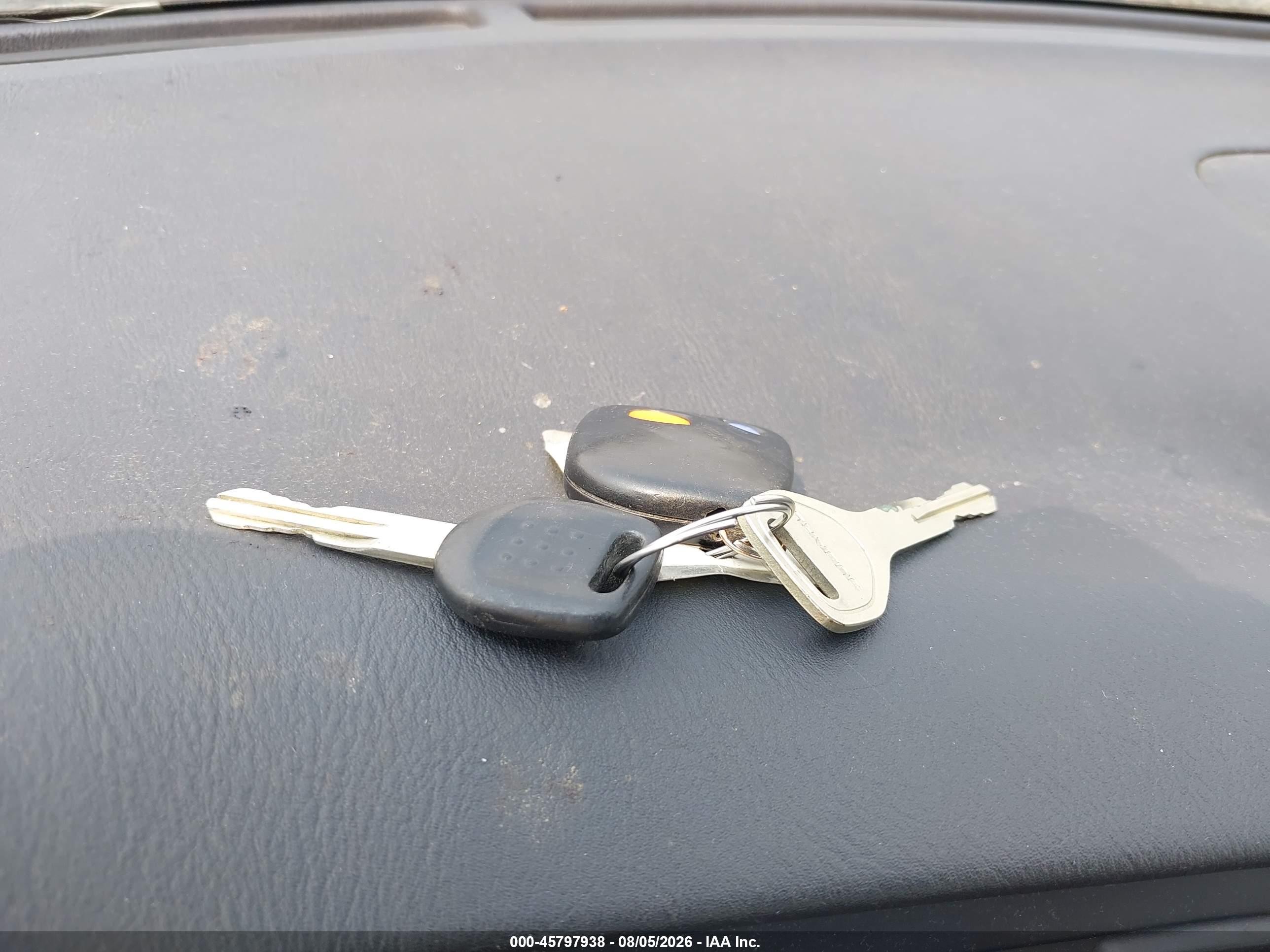 2003 Subaru Outback   Silver vin: 4S3BH675X37615835