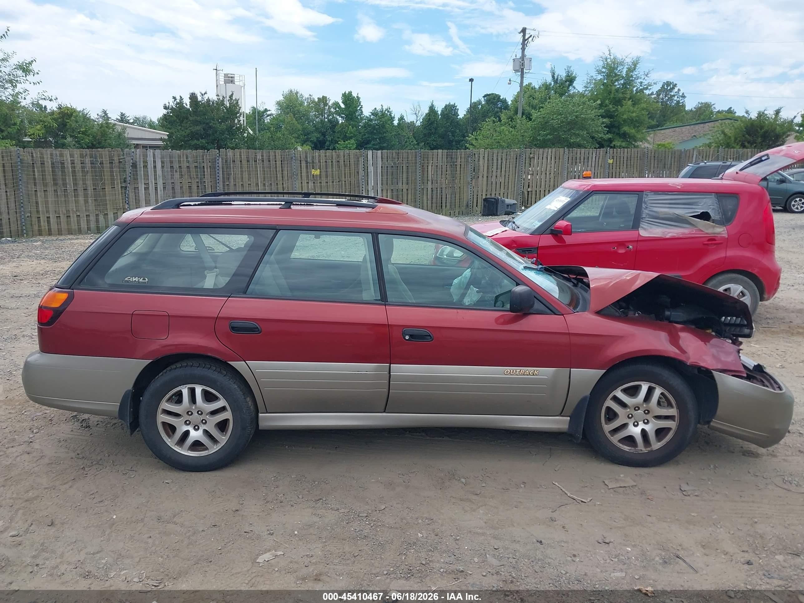 2003 Subaru Outback   Burgundy vin: 4S3BH675X37618735