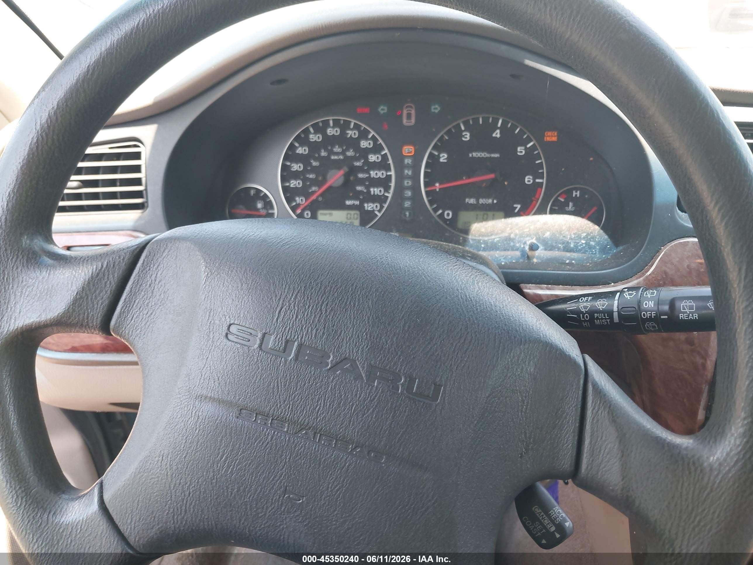 2004 Subaru Outback   Зеленый vin: 4S3BH675X47628392