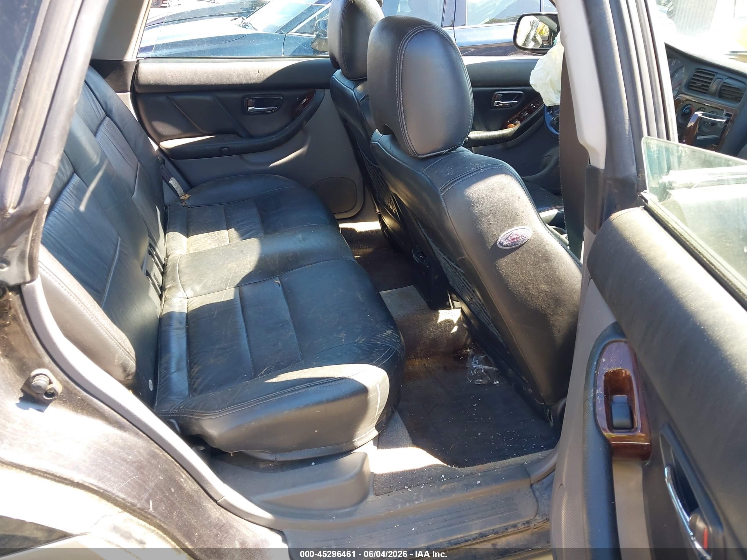 2001 Subaru Outback Limited Black vin: 4S3BH686017675966