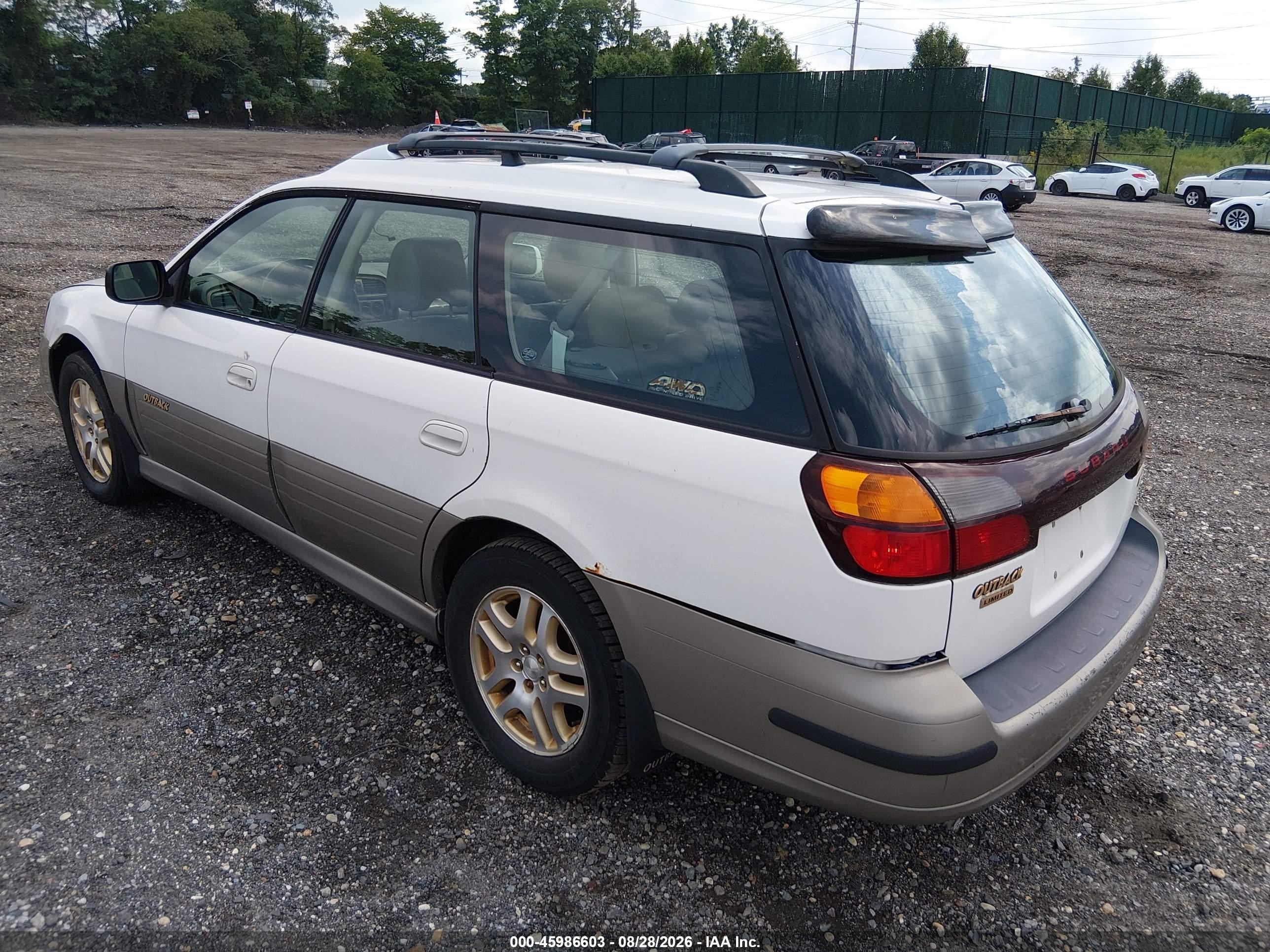 2001 Subaru Outback Limited White vin: 4S3BH686117609801