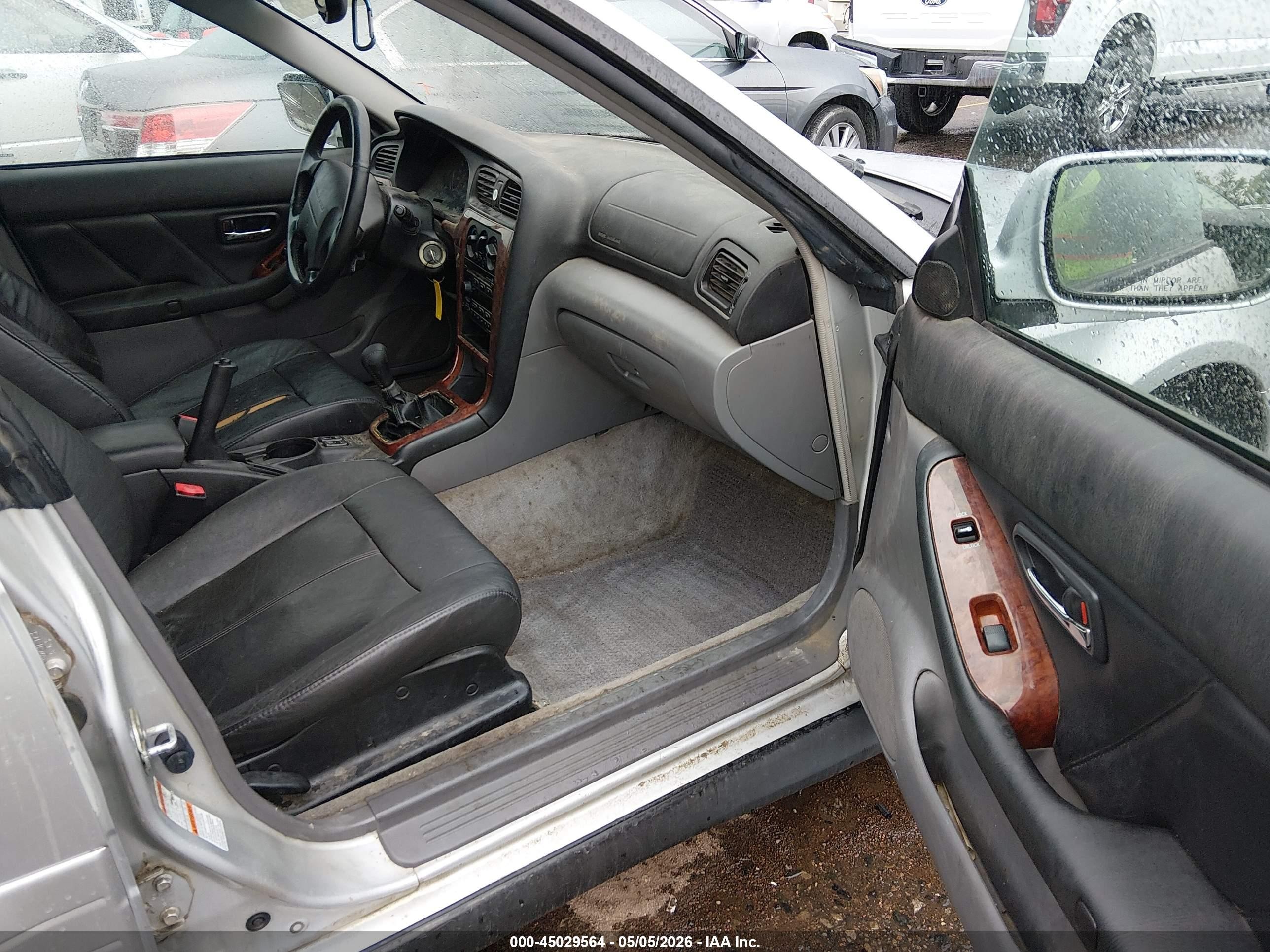 2004 Subaru Outback Limited Silver vin: 4S3BH686146620422
