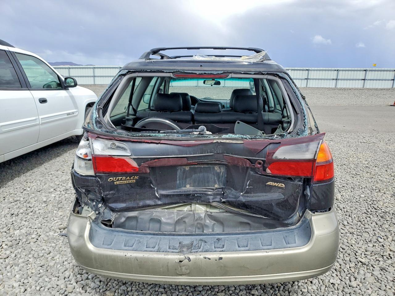 2003 Subaru Legacy Outback Limited Black vin: 4S3BH686236612473