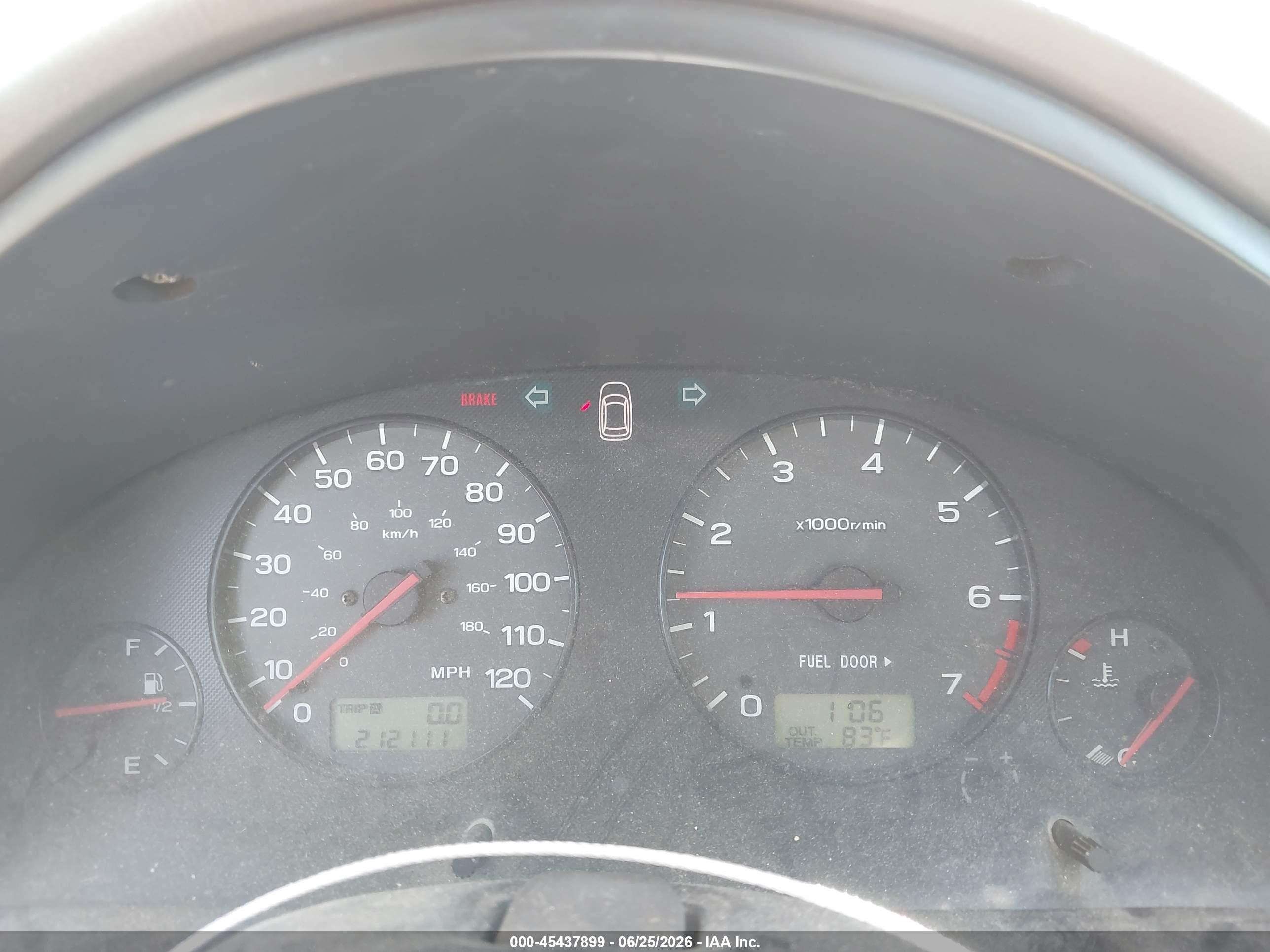 2001 Subaru Outback Limited White vin: 4S3BH686516614862