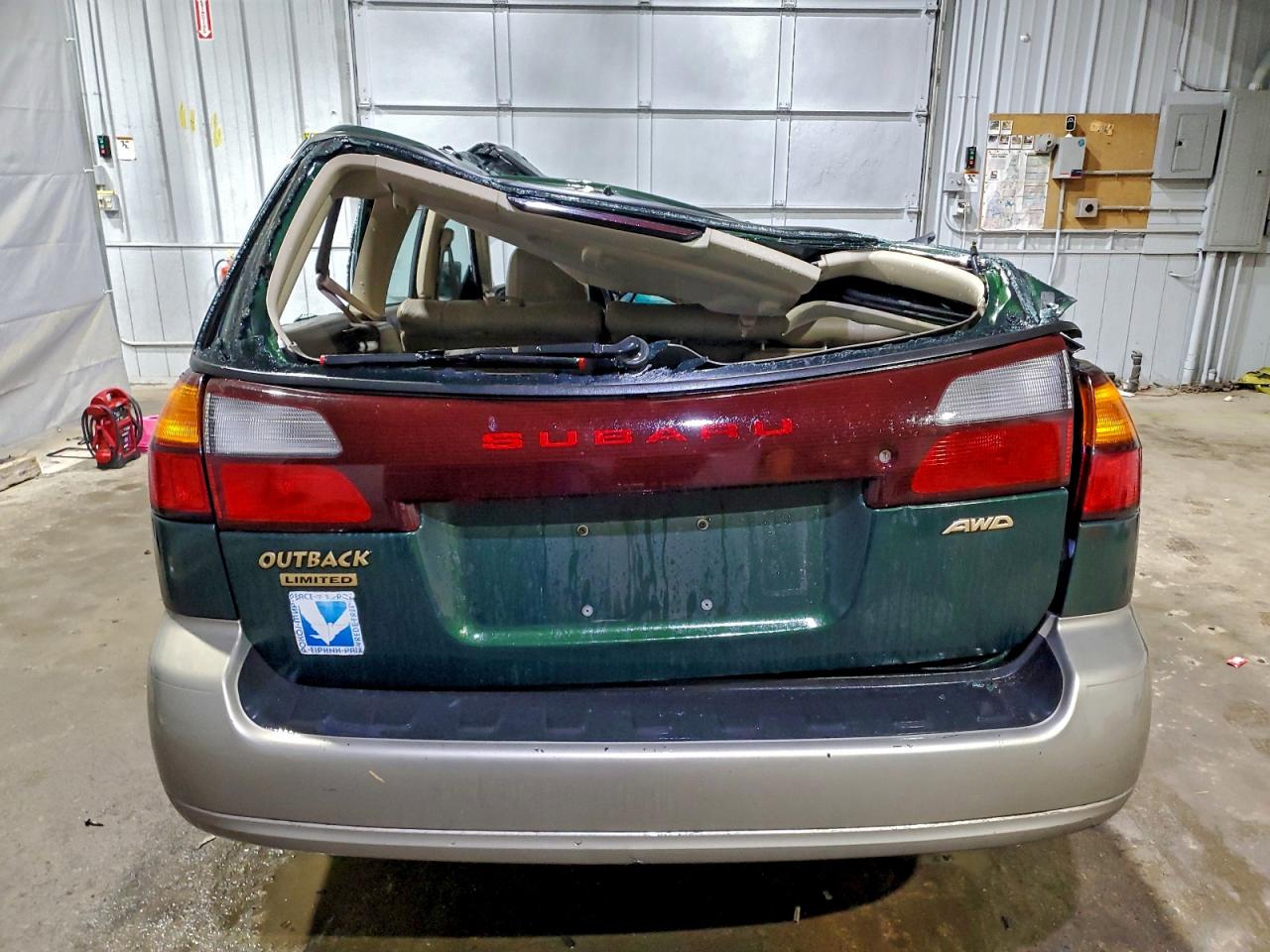 2000 Subaru Legacy Outback Limited Green vin: 4S3BH686XY6658429