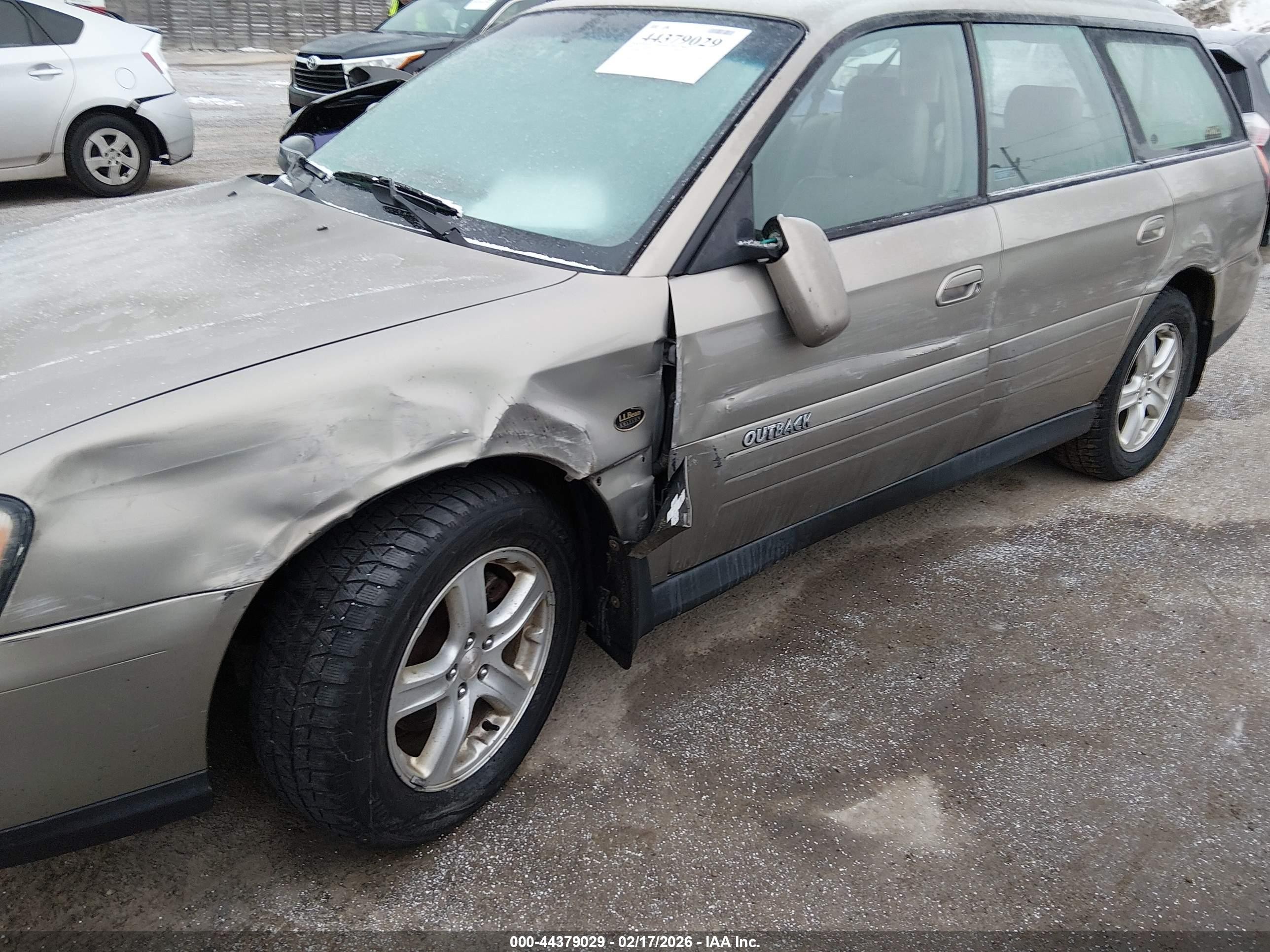 2004 Subaru Outback H6-3.0 L.l. Bean Edition Бежевый vin: 4S3BH806147632314