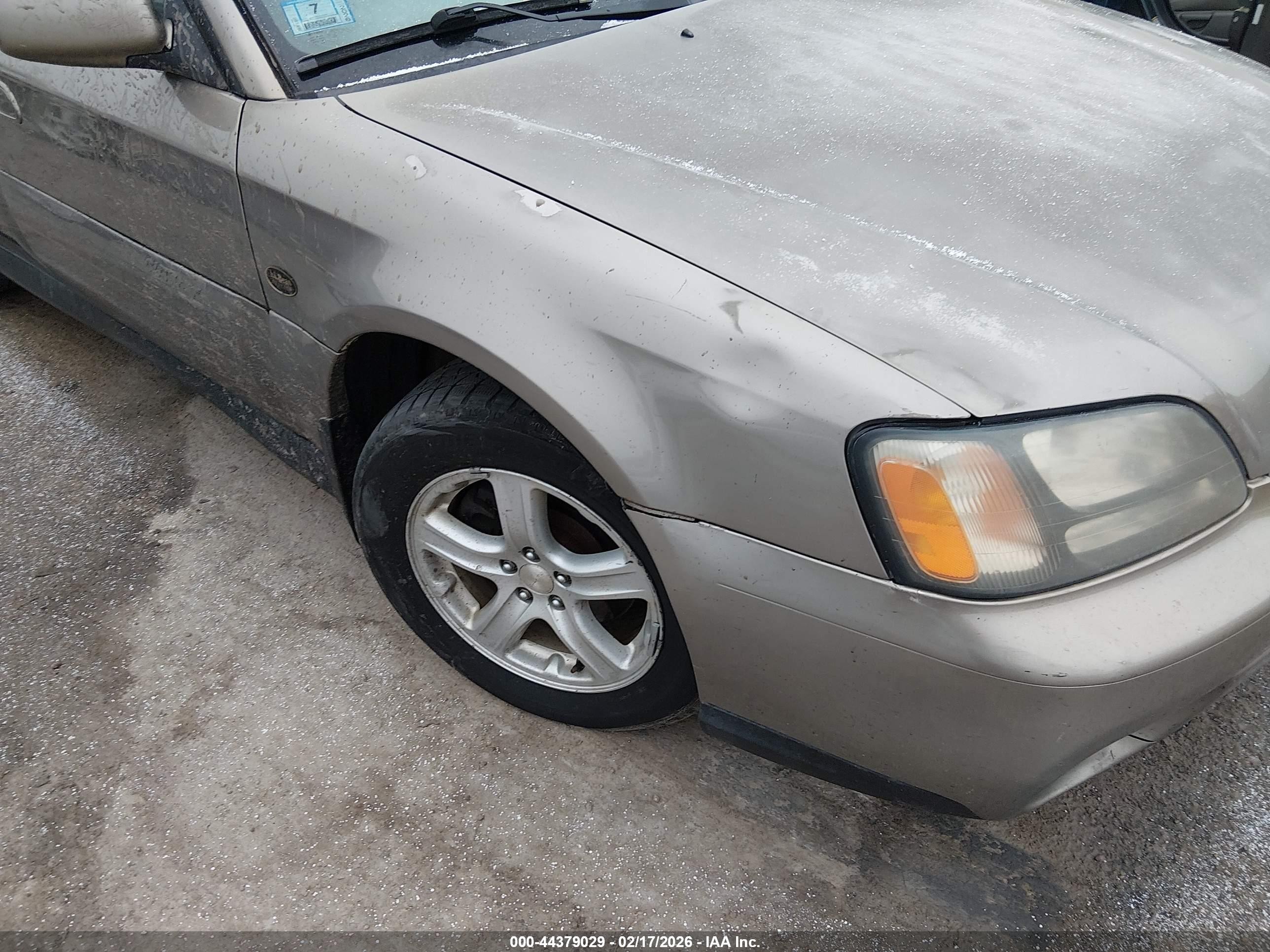 2004 Subaru Outback H6-3.0 L.l. Bean Edition Бежевый vin: 4S3BH806147632314