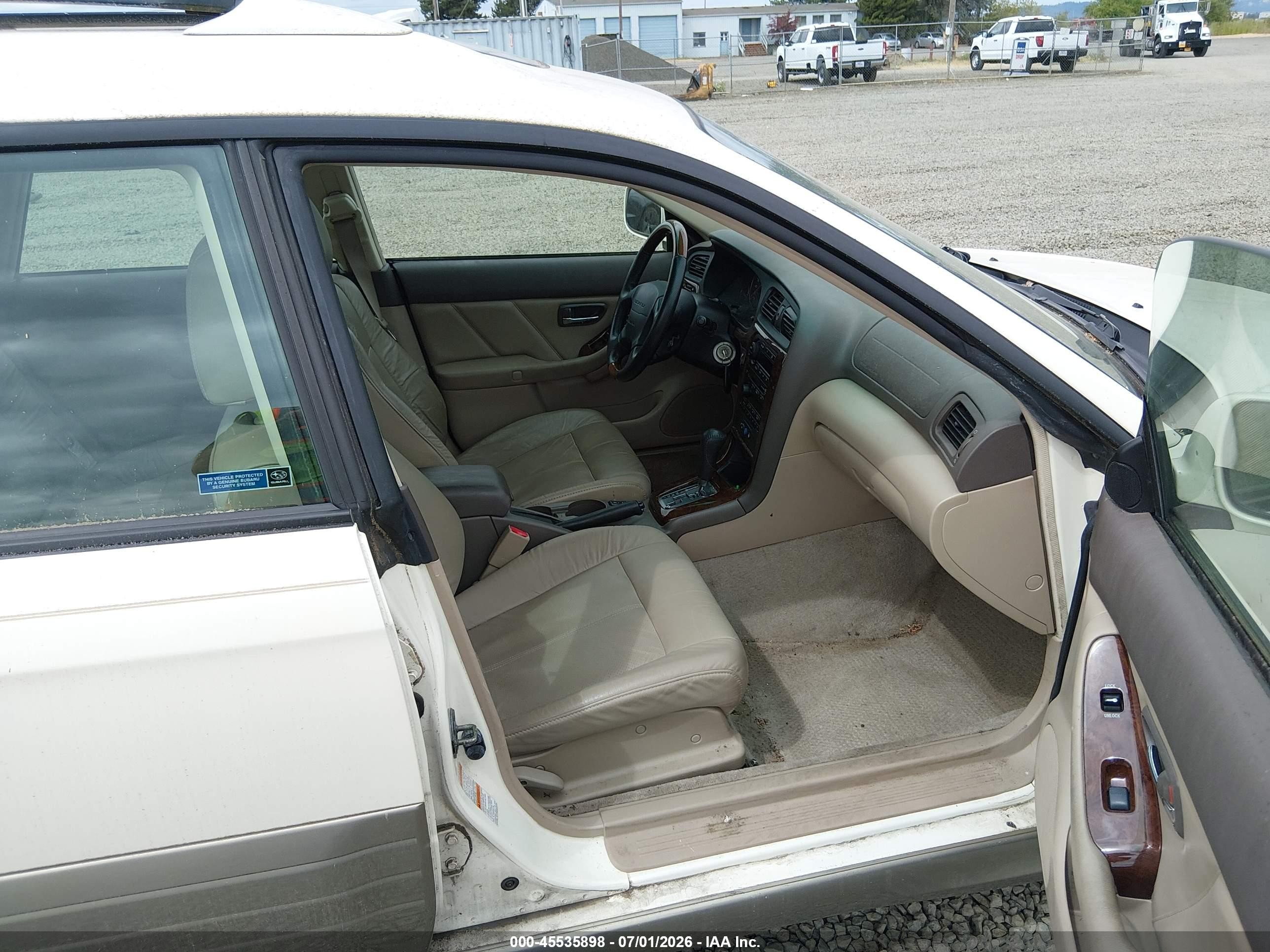 2003 Subaru Outback H6-3.0 L.l. Bean Edition White vin: 4S3BH806337612788