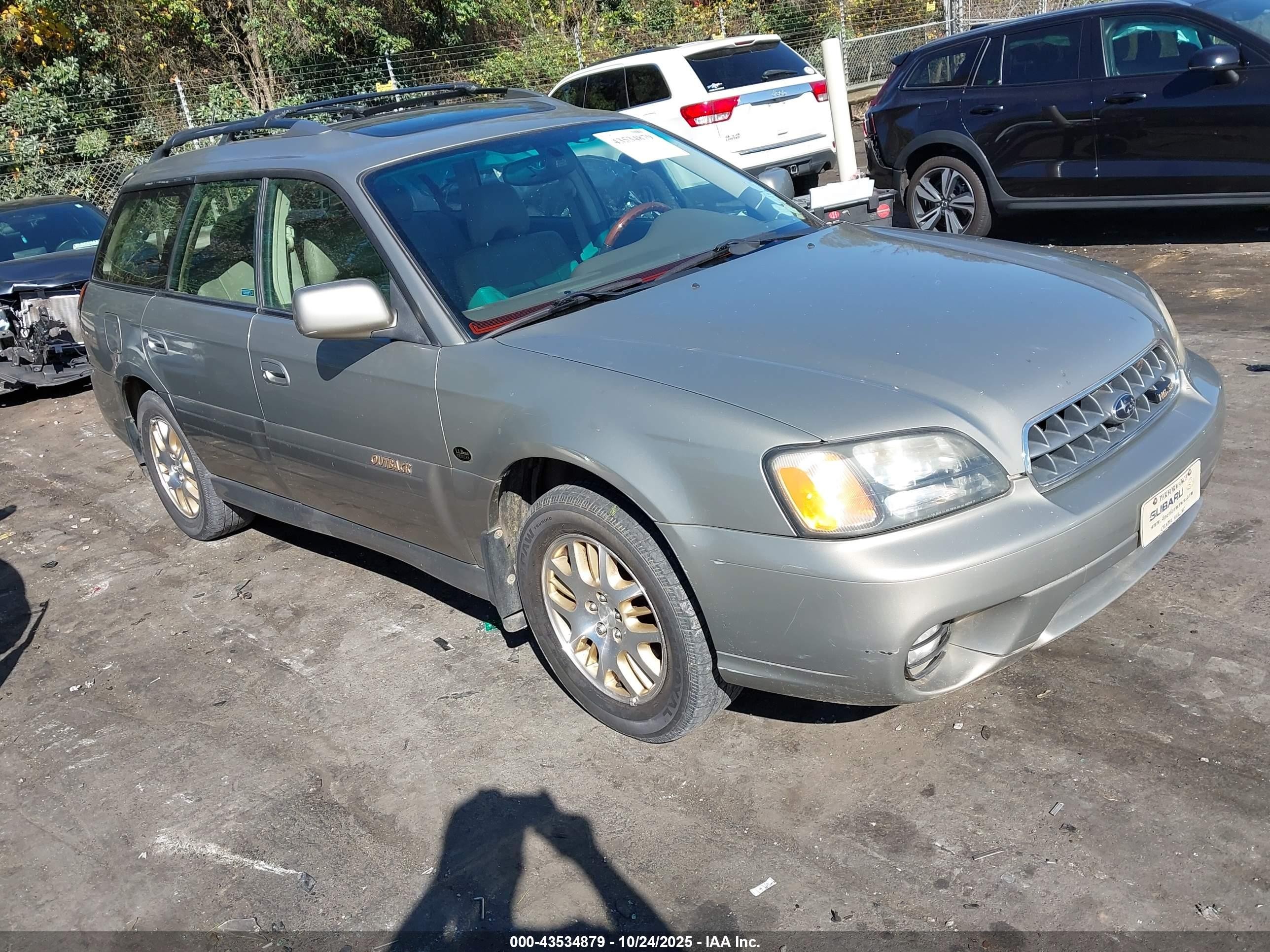 2003 Subaru Outback H6-3.0 L.l. Bean Edition Gold vin: 4S3BH806337617330