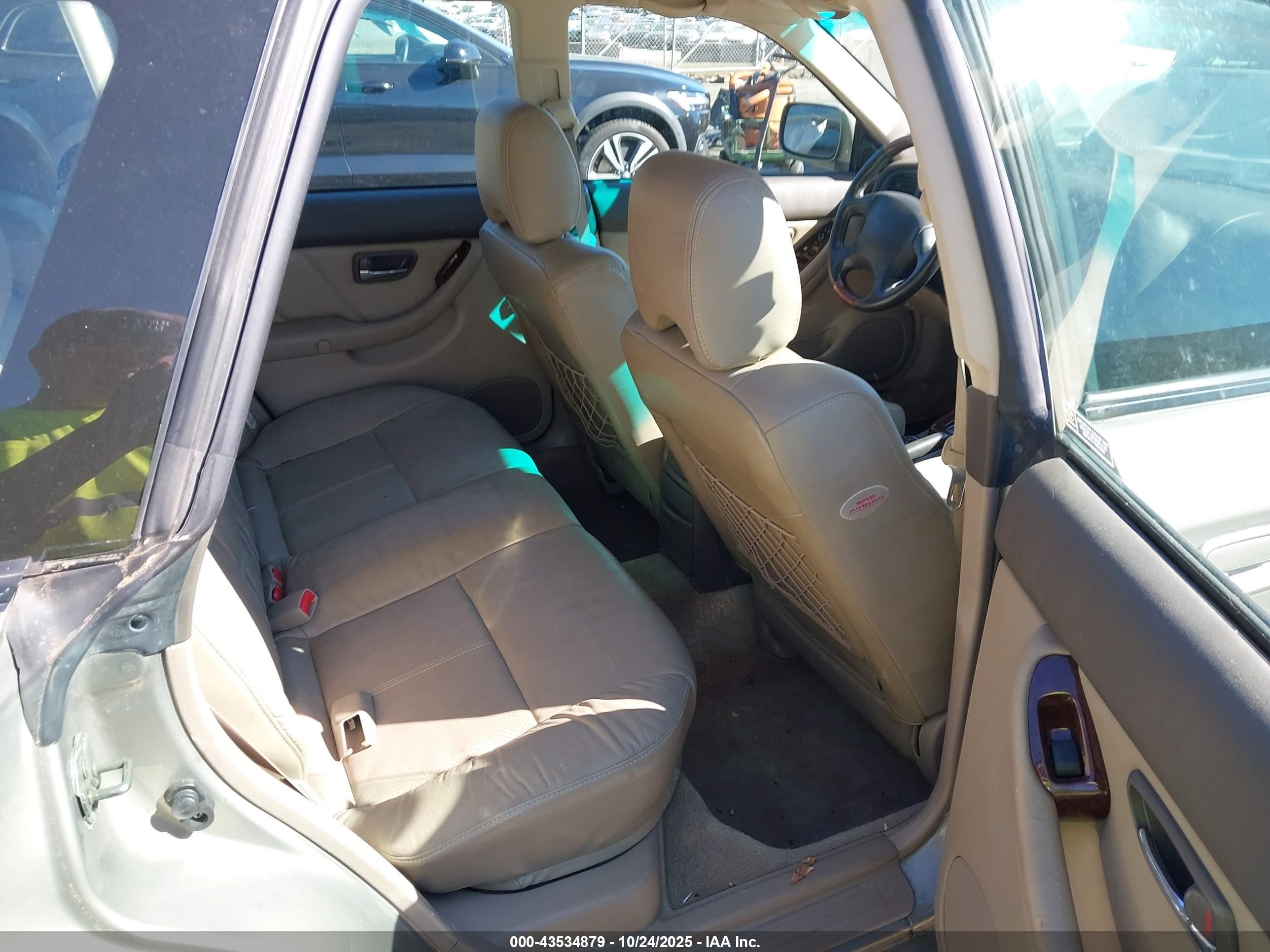 2003 Subaru Outback H6-3.0 L.l. Bean Edition Gold vin: 4S3BH806337617330