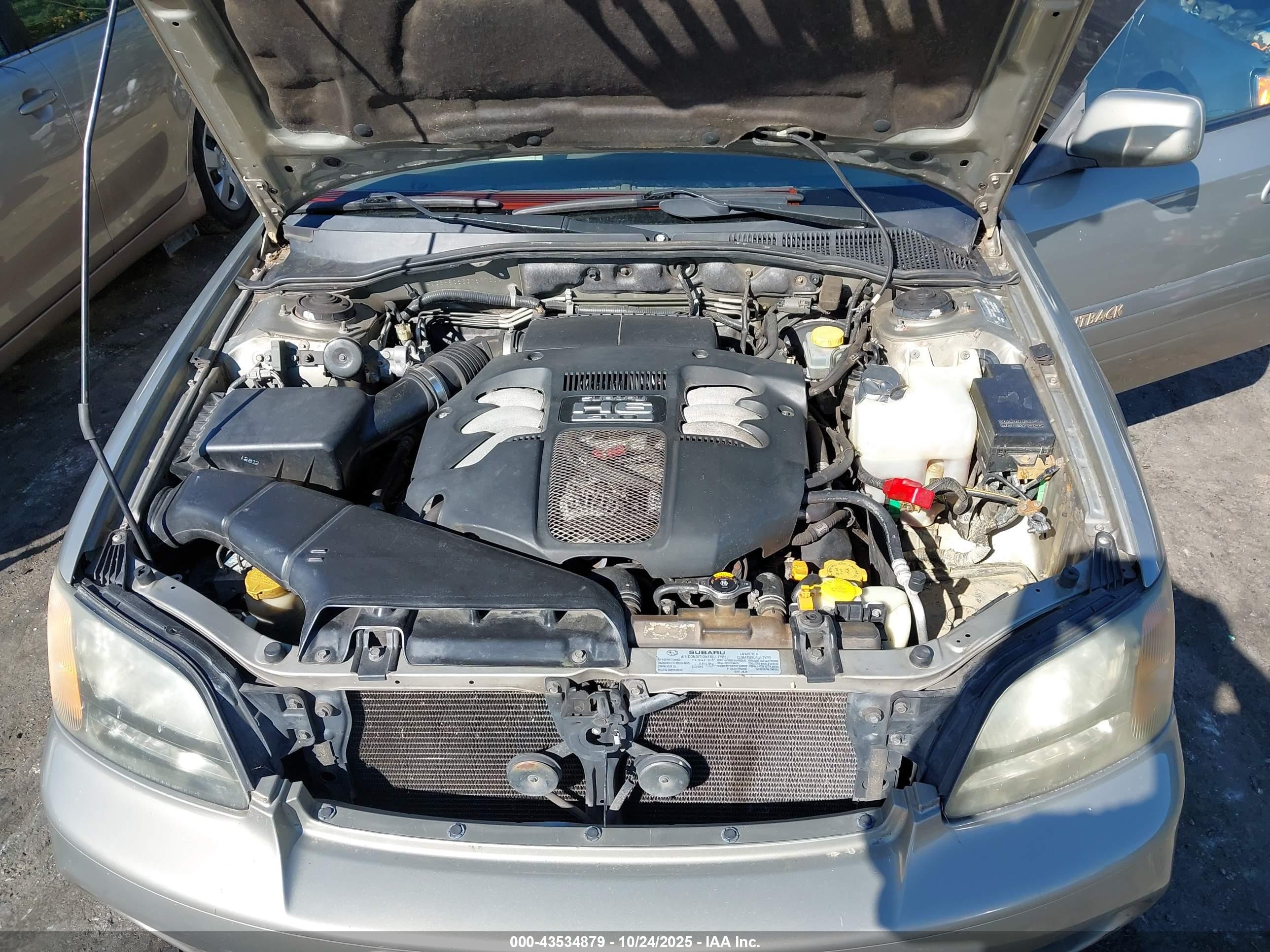 2003 Subaru Outback H6-3.0 L.l. Bean Edition Gold vin: 4S3BH806337617330