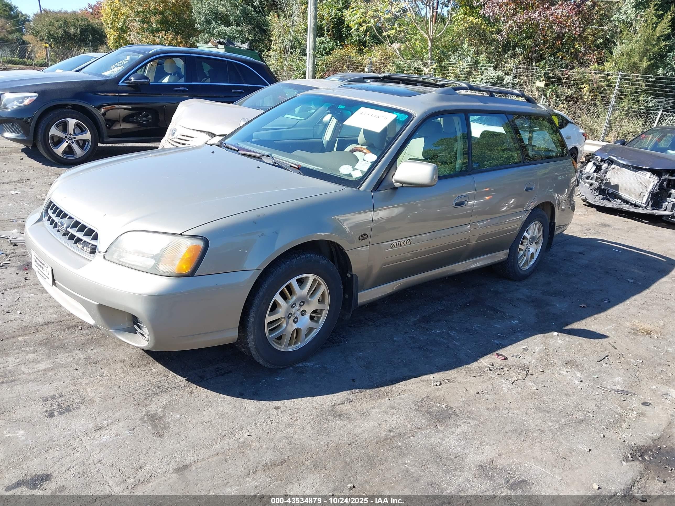 2003 Subaru Outback H6-3.0 L.l. Bean Edition Gold vin: 4S3BH806337617330