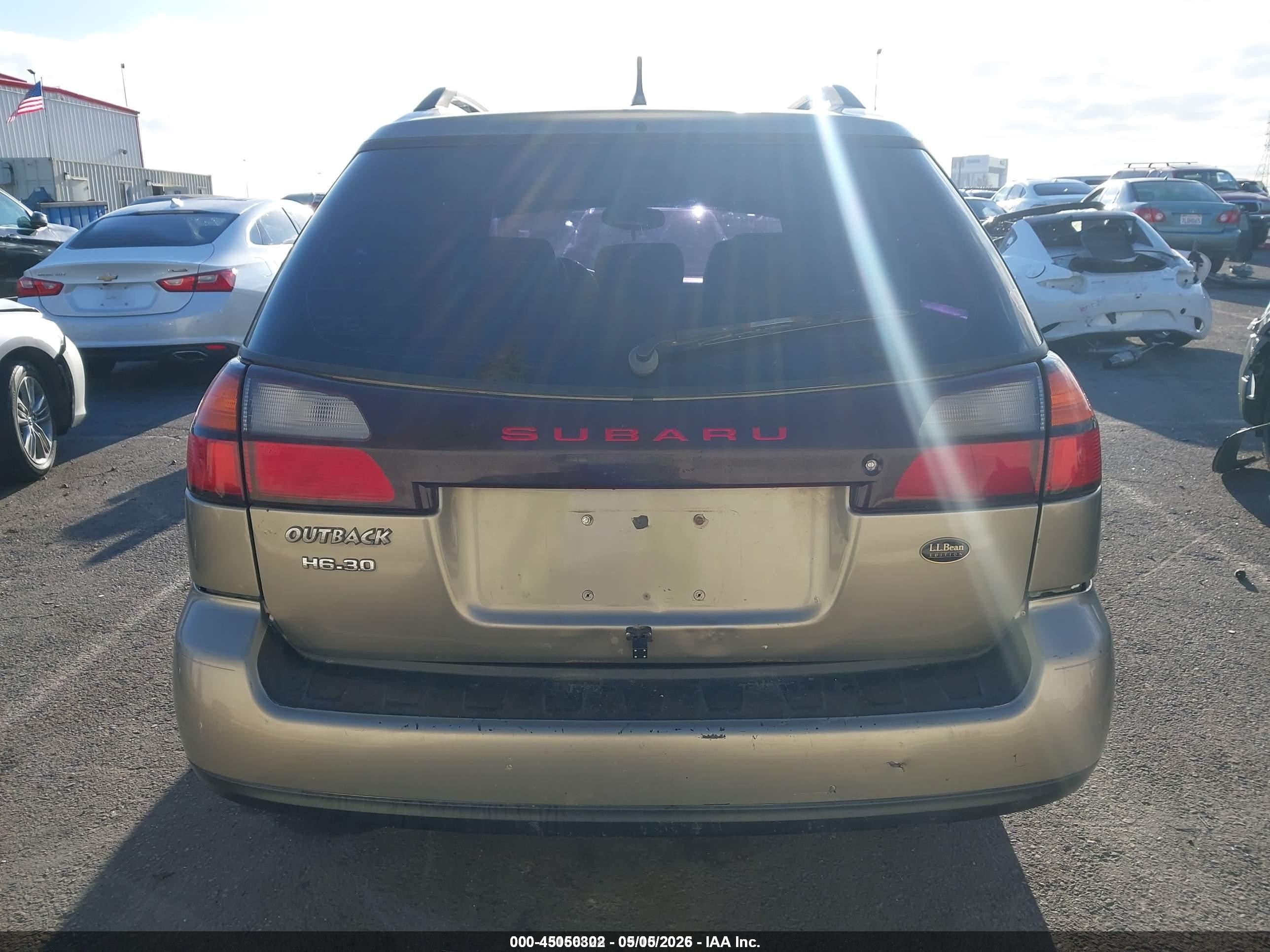 2004 Subaru Outback H6-3.0 L.l. Bean Edition Champagne vin: 4S3BH806447635983