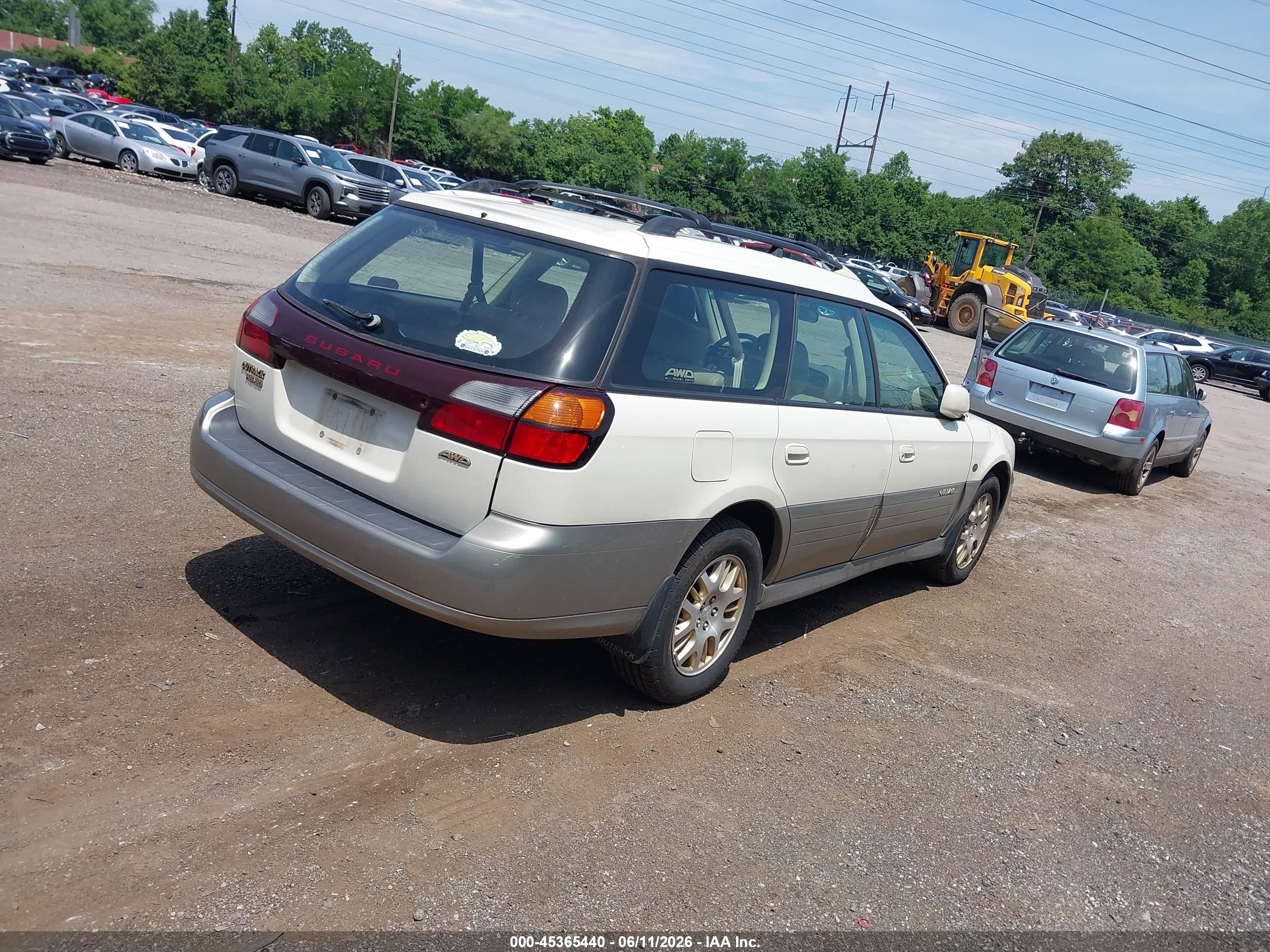 2002 Subaru Outback H6-3.0 L.l. Bean Edition White vin: 4S3BH806627641586