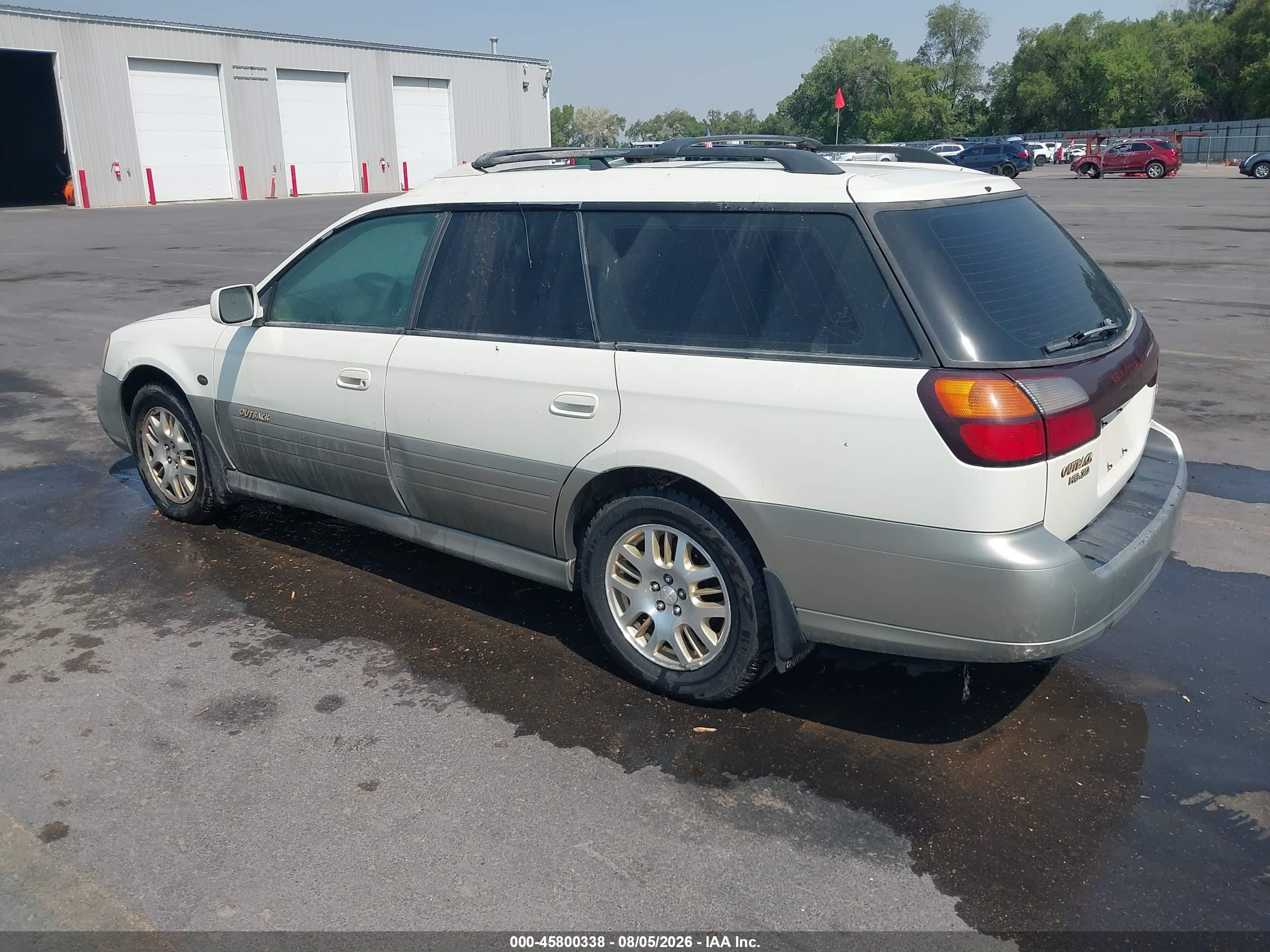 2002 Subaru Outback H6-3.0 L.l. Bean Edition White vin: 4S3BH806727606717