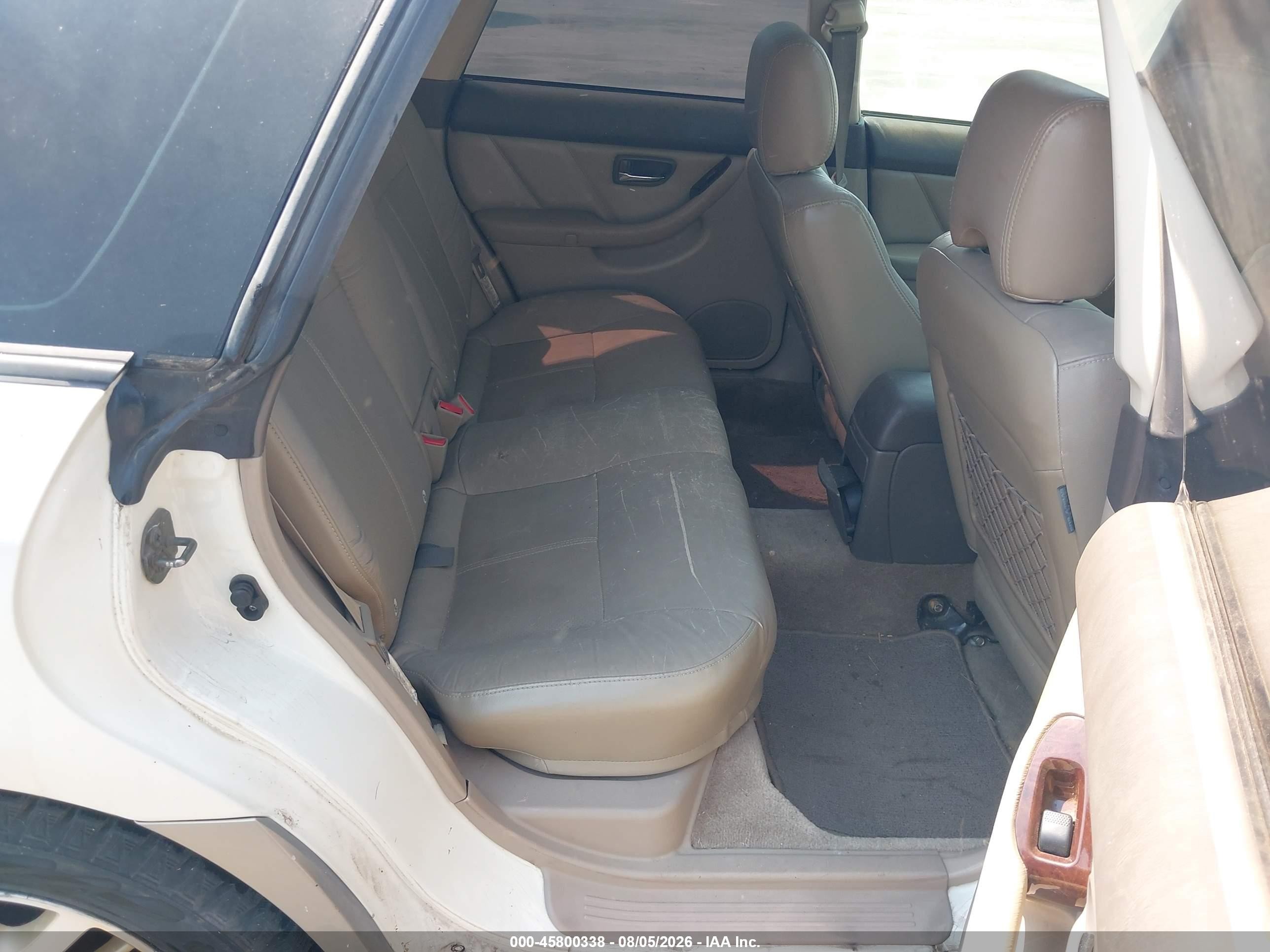 2002 Subaru Outback H6-3.0 L.l. Bean Edition White vin: 4S3BH806727606717