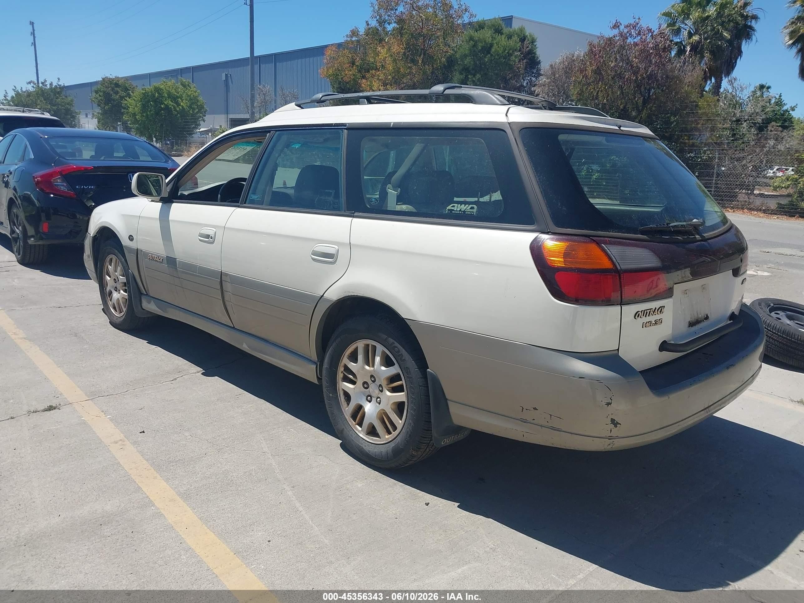 2002 Subaru Outback H6-3.0 L.l. Bean Edition White vin: 4S3BH806827614244