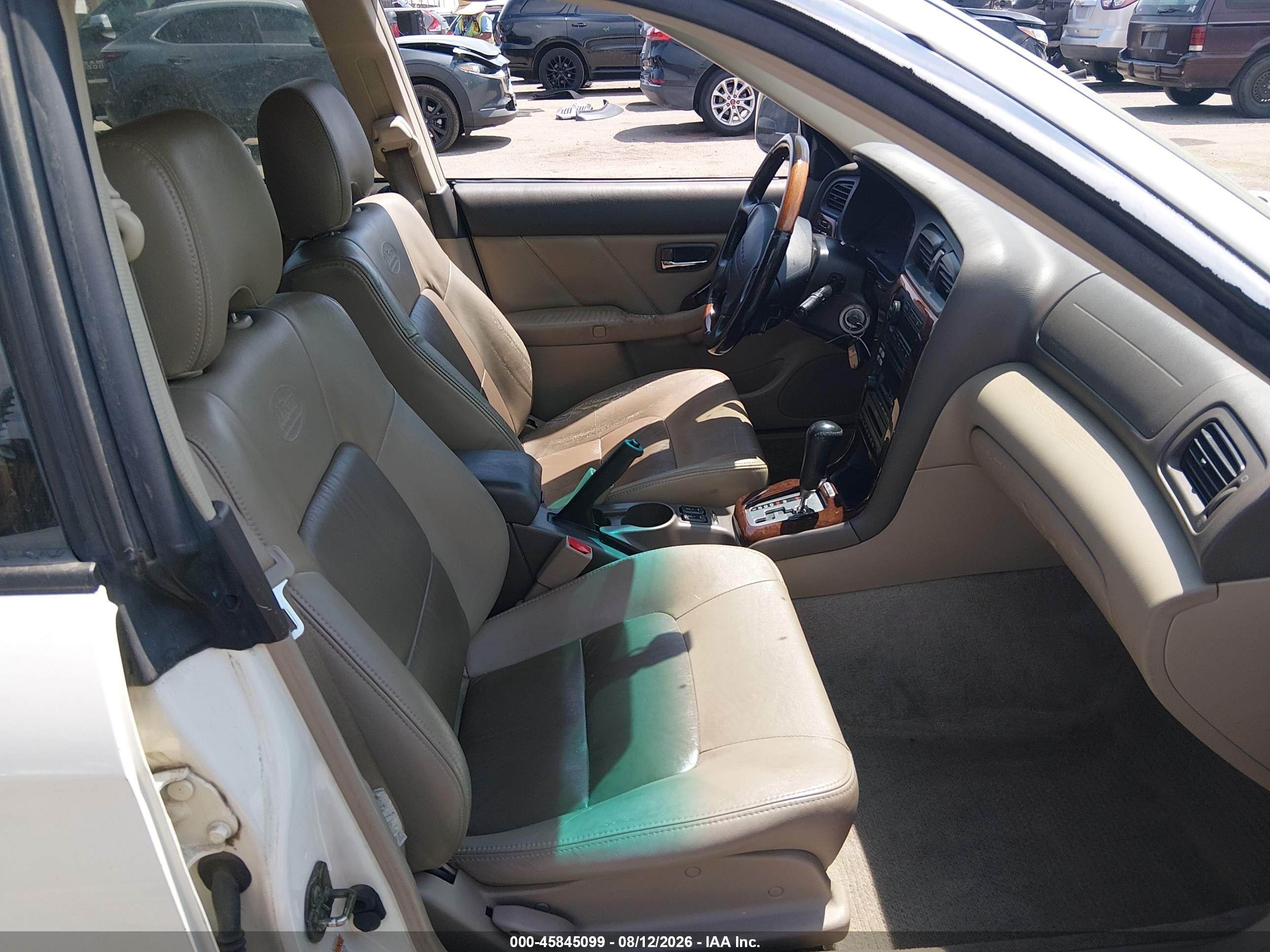2002 Subaru Outback H6-3.0 L.l. Bean Edition White vin: 4S3BH806927622336