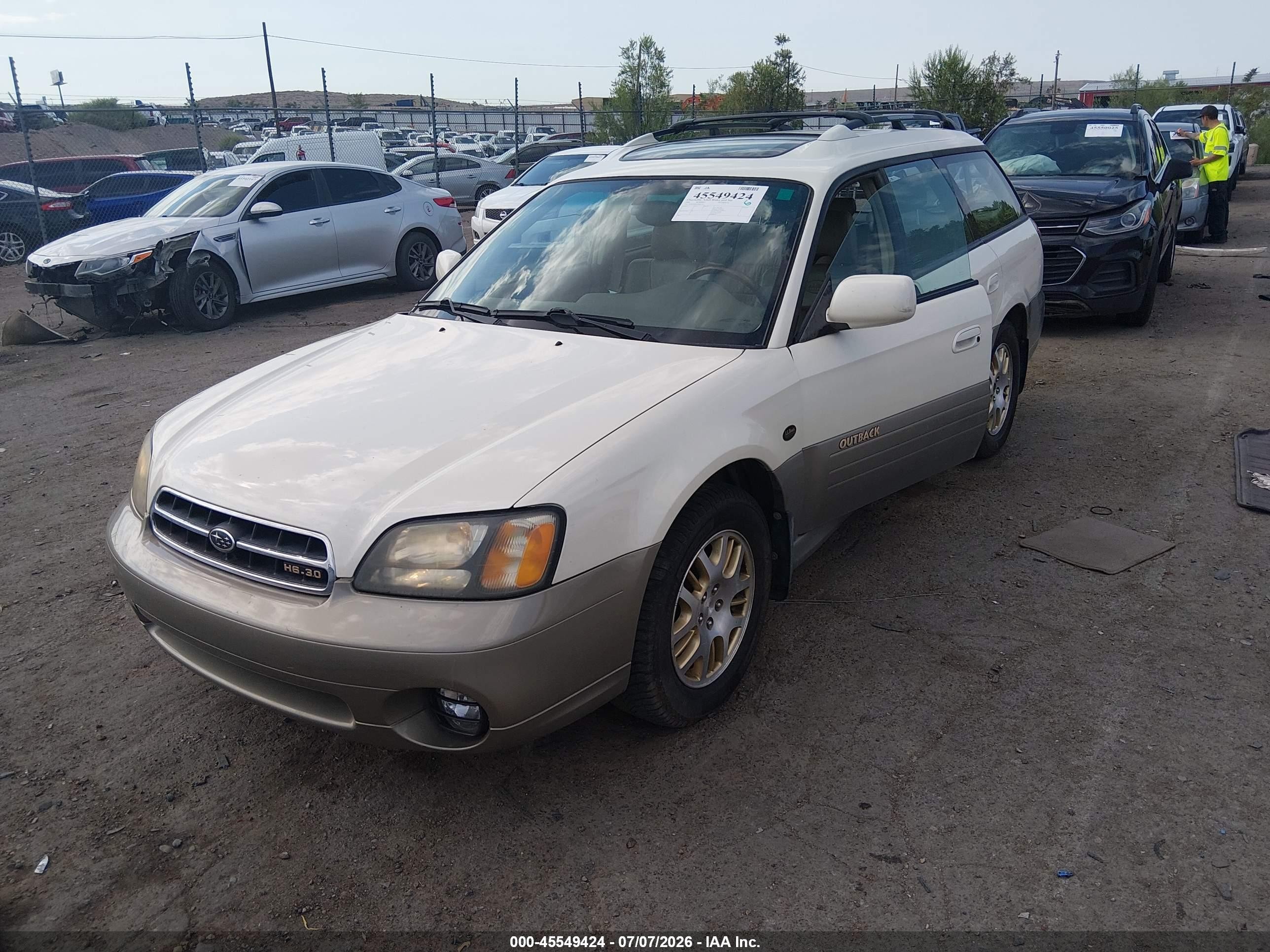 2002 Subaru Outback H6-3.0 L.l. Bean Edition White vin: 4S3BH806927664716