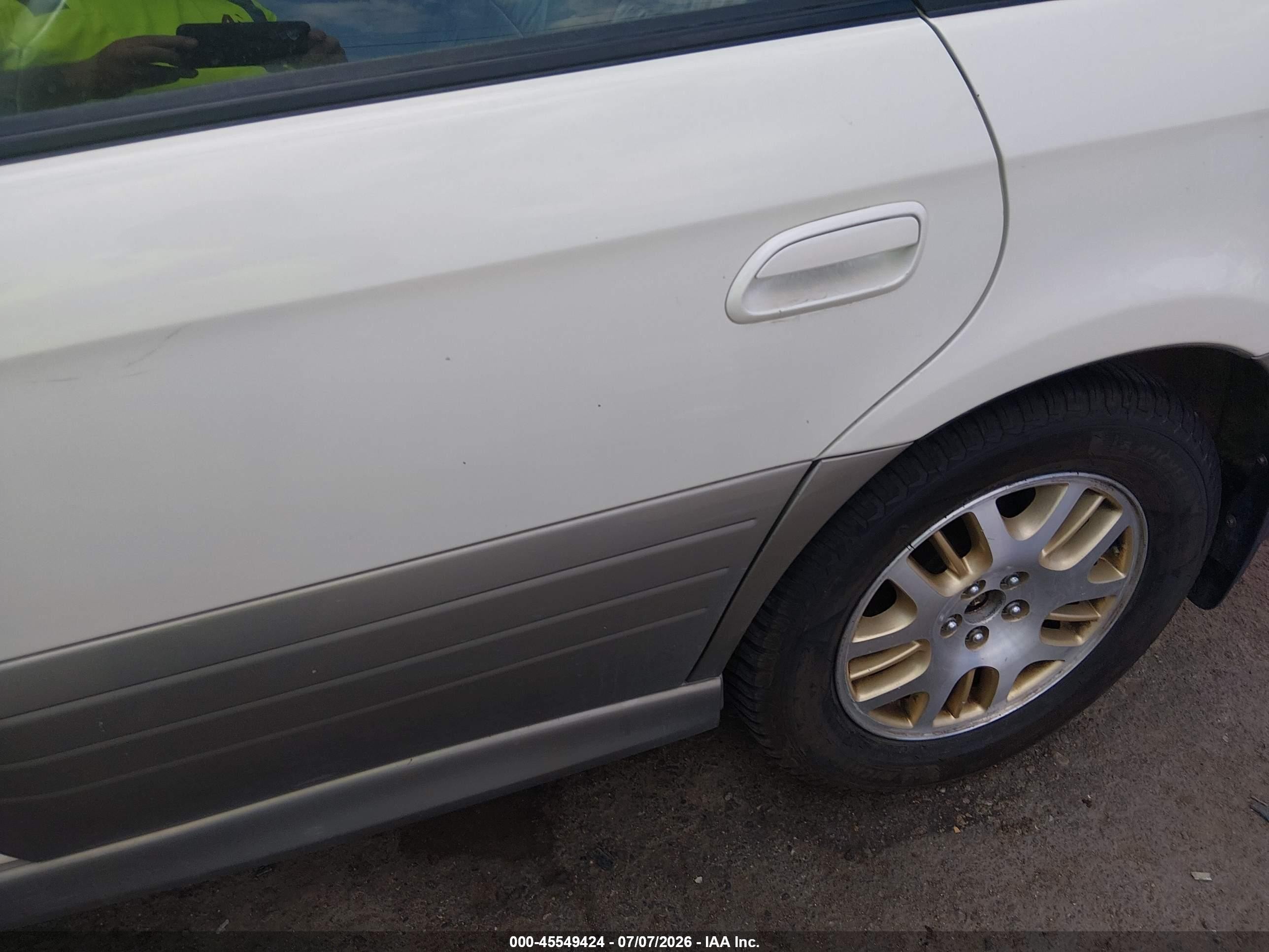 2002 Subaru Outback H6-3.0 L.l. Bean Edition White vin: 4S3BH806927664716