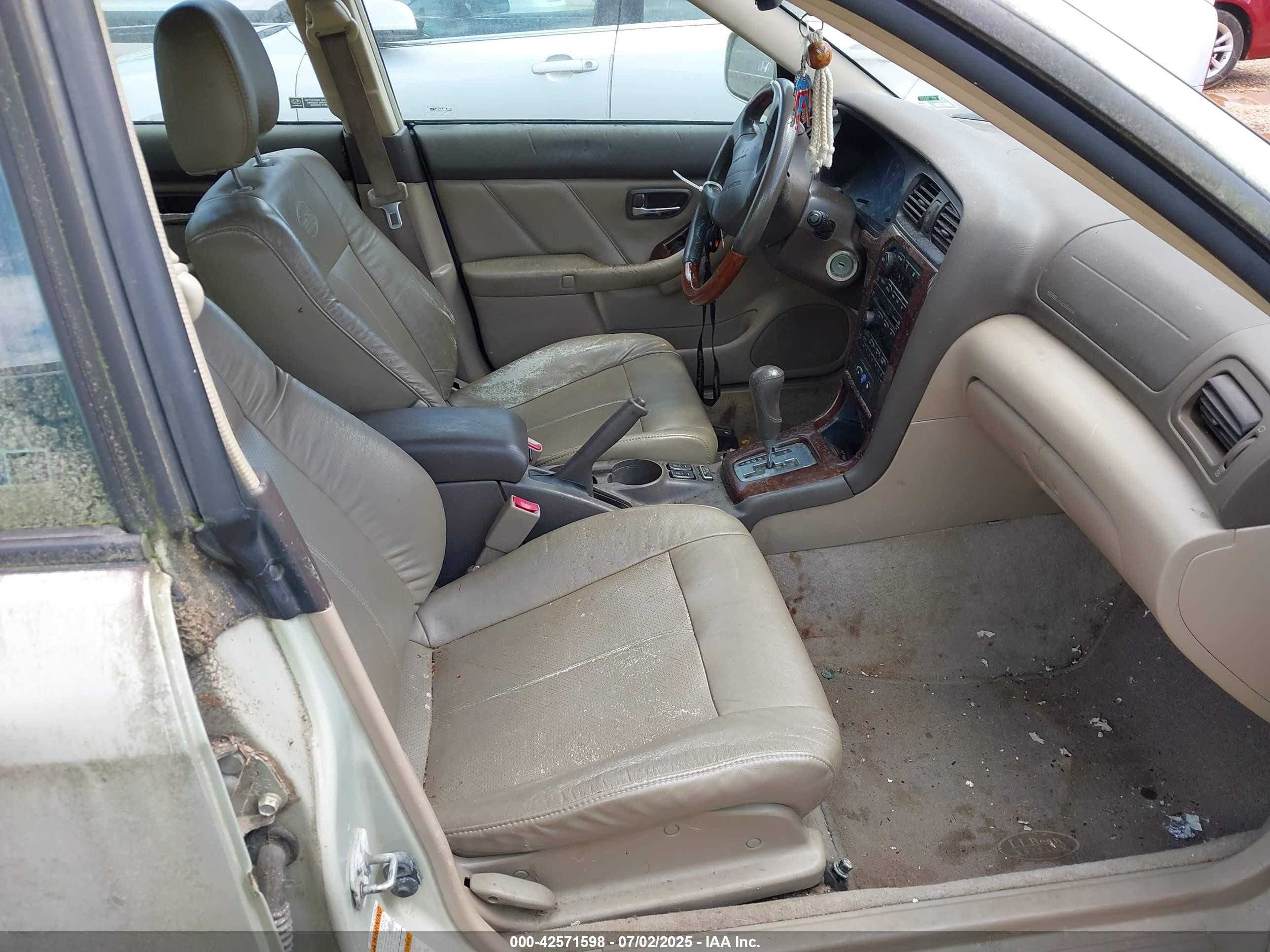 2004 Subaru Outback H6-3.0 L.l. Bean Edition Желто-коричневый vin: 4S3BH806947613011