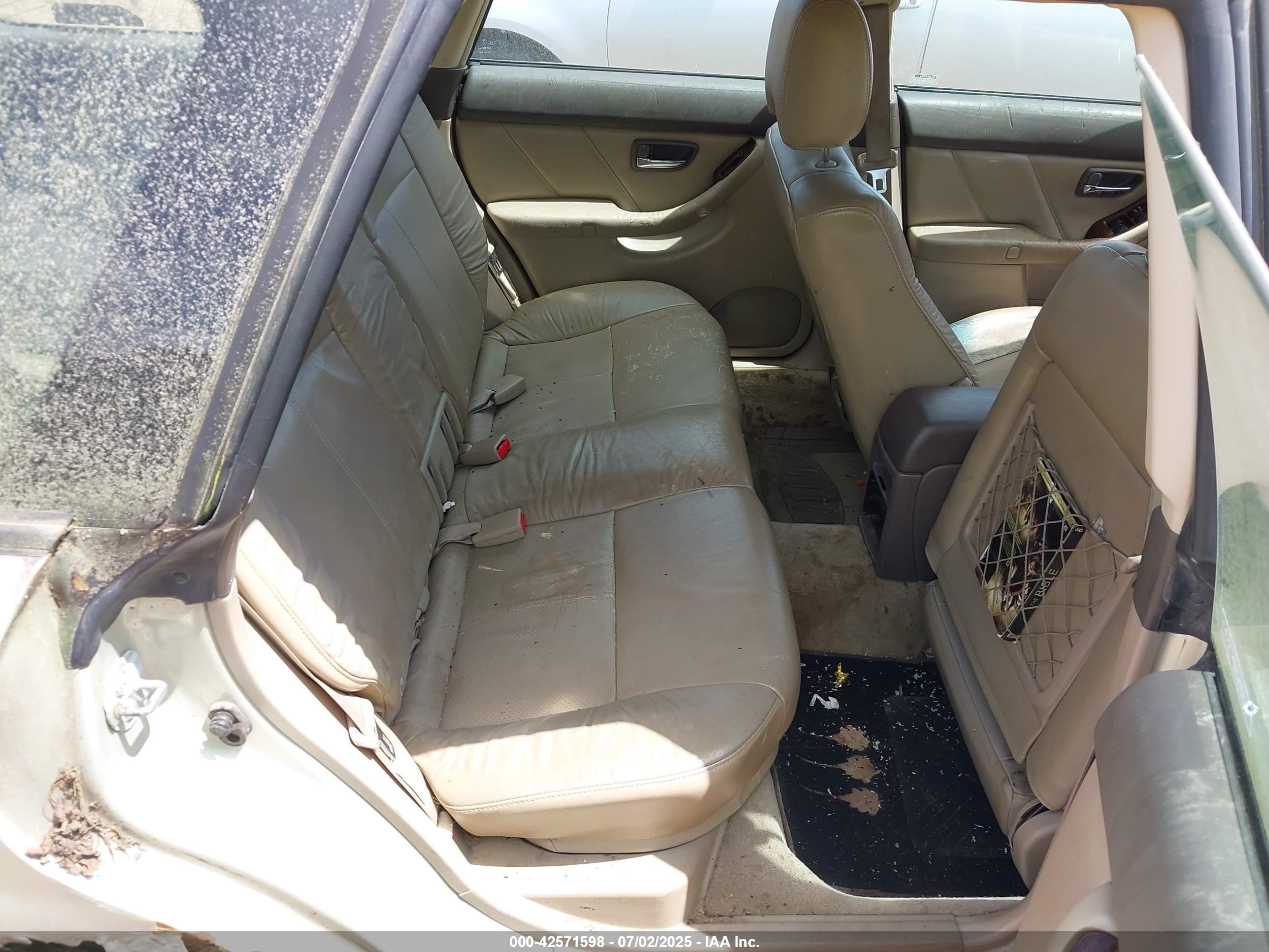 2004 Subaru Outback H6-3.0 L.l. Bean Edition Желто-коричневый vin: 4S3BH806947613011