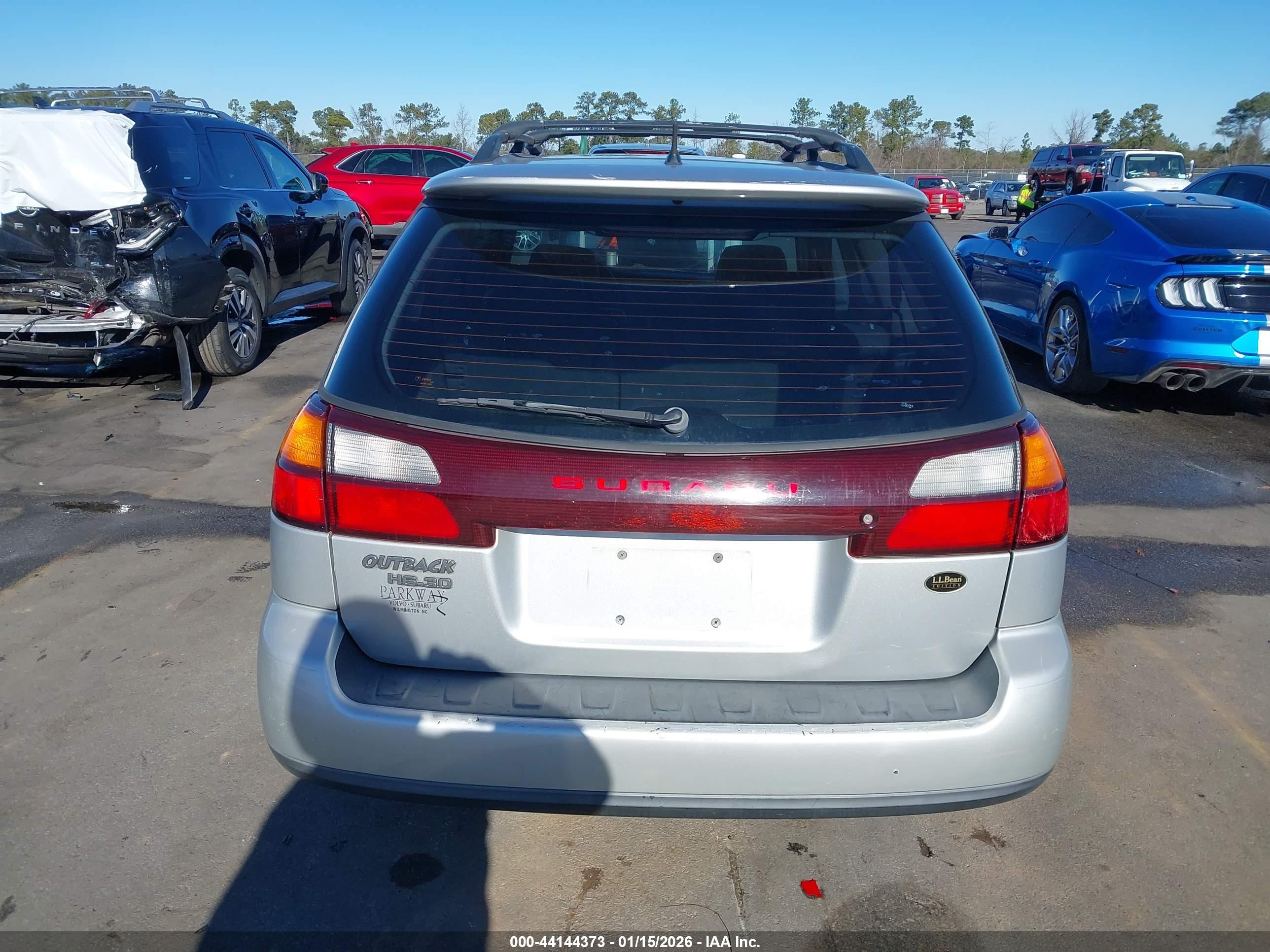 2004 Subaru Legacy Outback H6 3.0 Ll Bean Серебряный vin: 4S3BH806X47616368