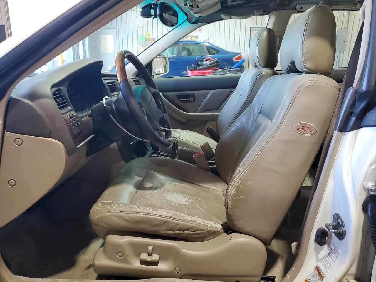 2003 Subaru Legacy Outback H6 3.0 Vdc White vin: 4S3BH896137650457