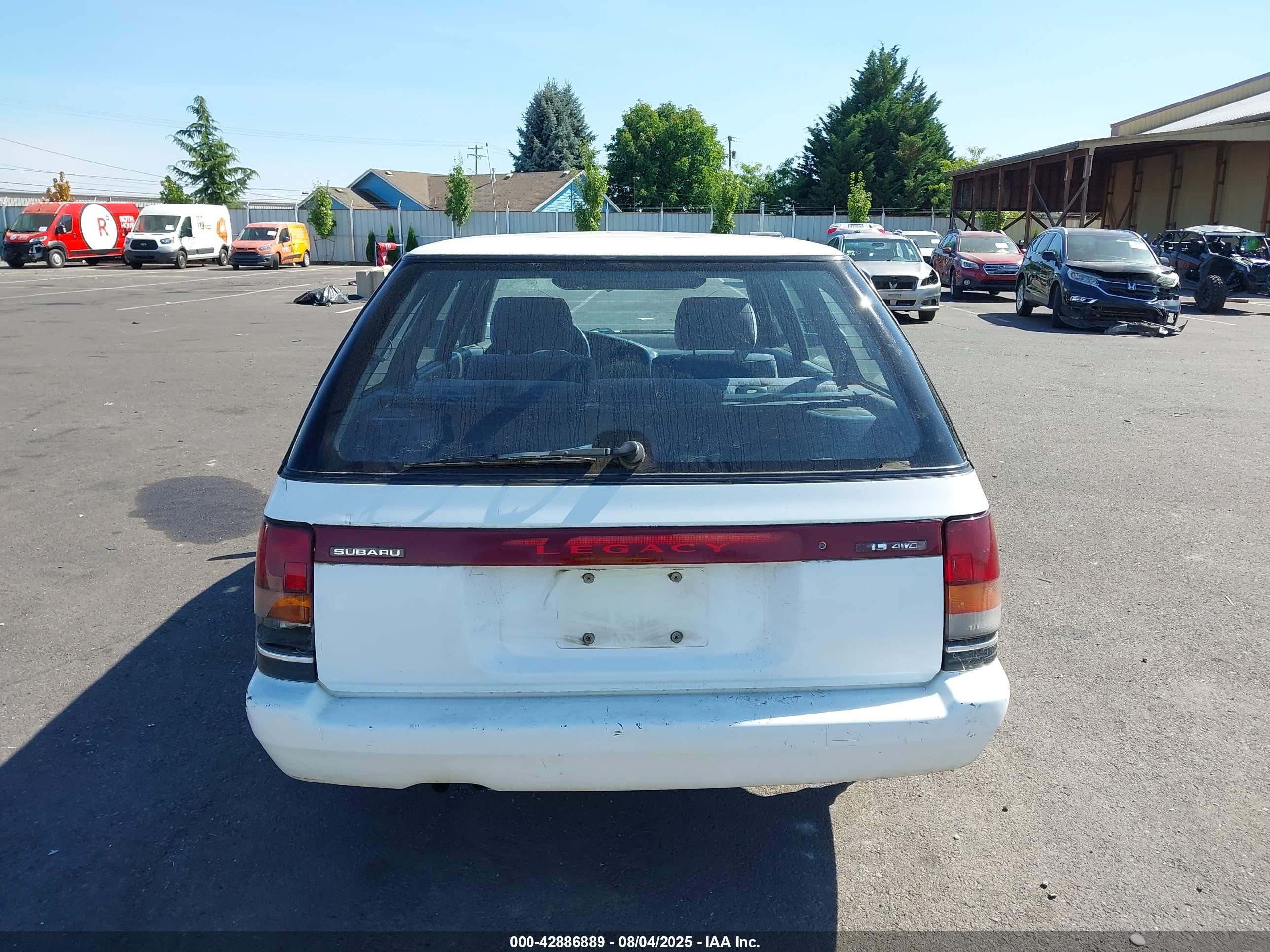 1992 Subaru Legacy L White vin: 4S3BJ6326N7904424