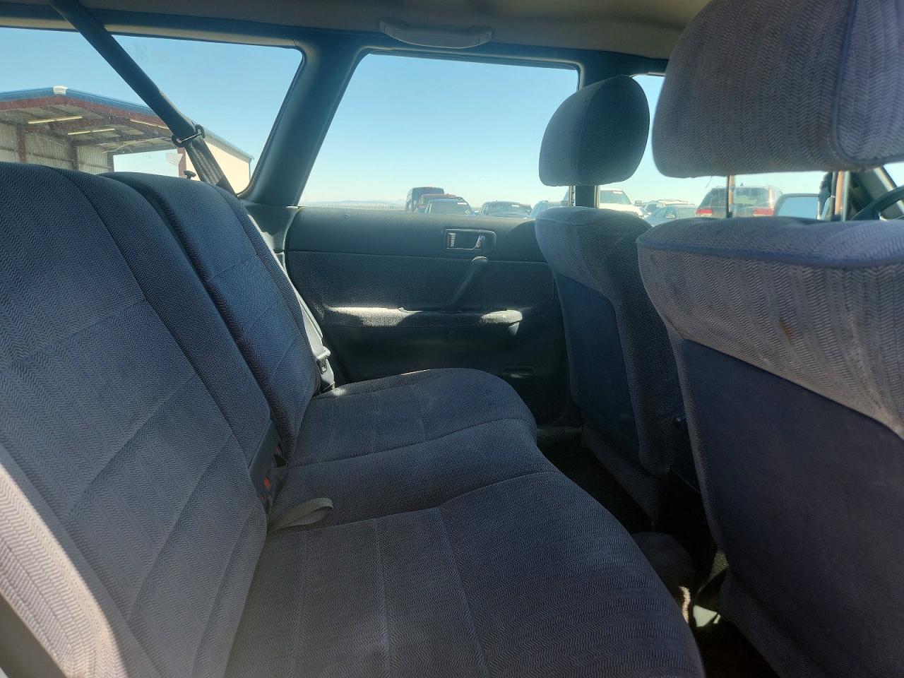 1992 Subaru Legacy L White vin: 4S3BJ632XN6912676