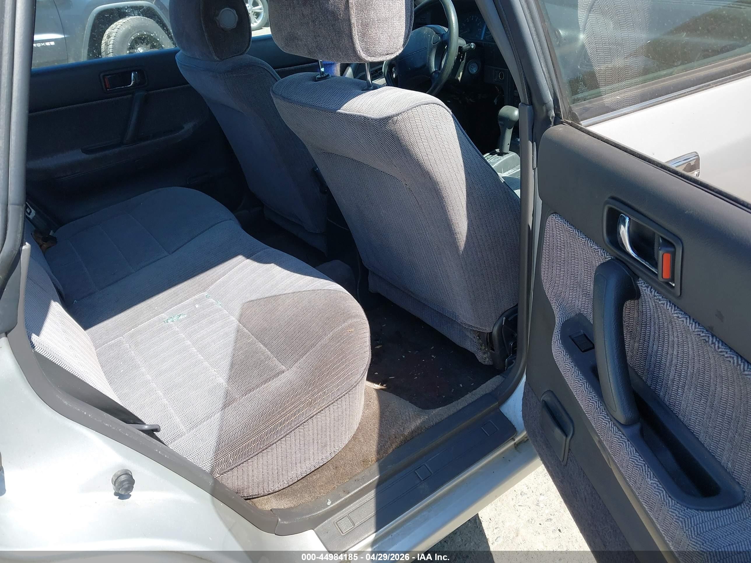 1994 Subaru Legacy L/l Alpine Серебряный vin: 4S3BJ6333R7950887