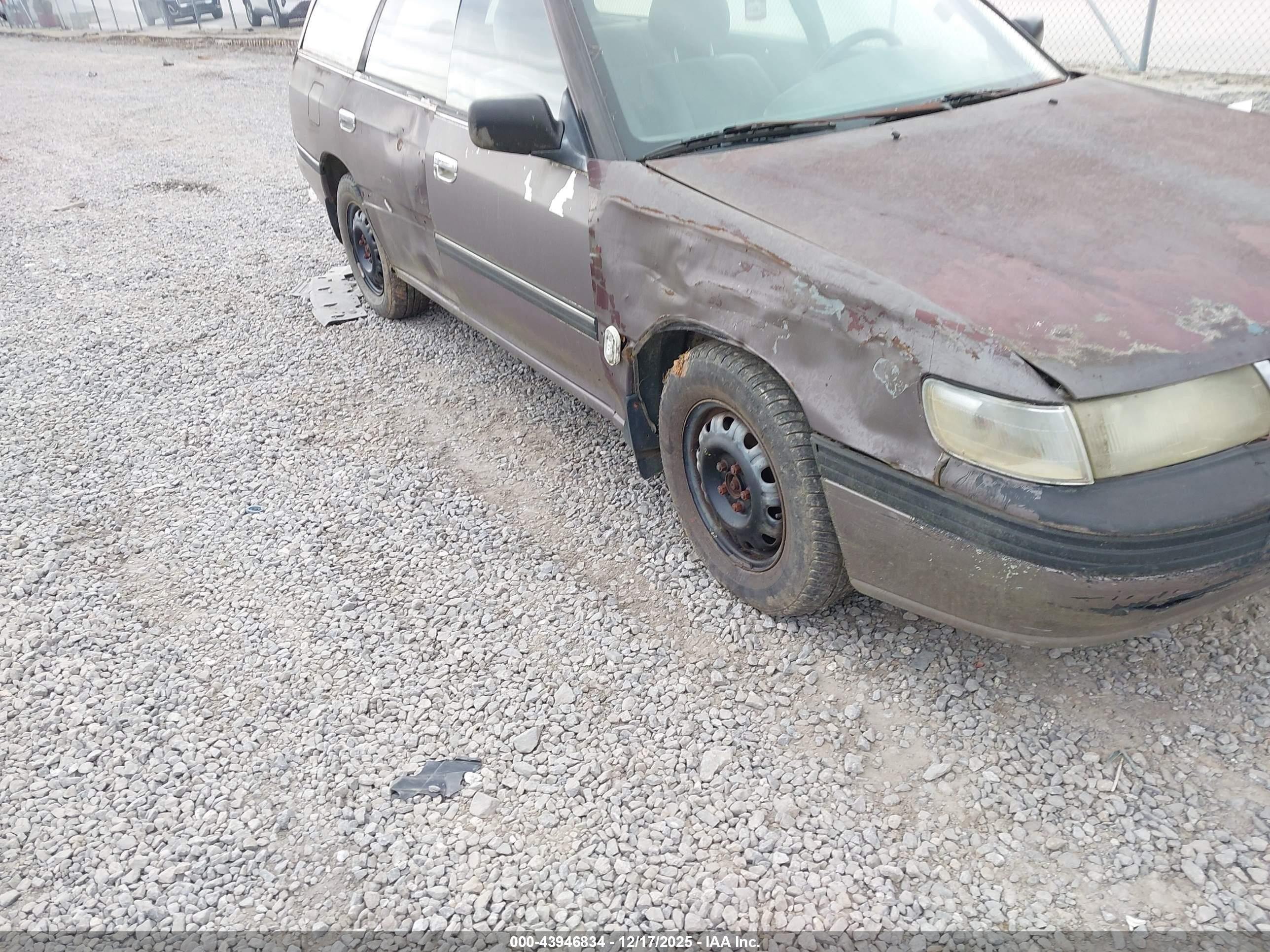 1993 Subaru Legacy L Brown vin: 4S3BJ6338P7958951