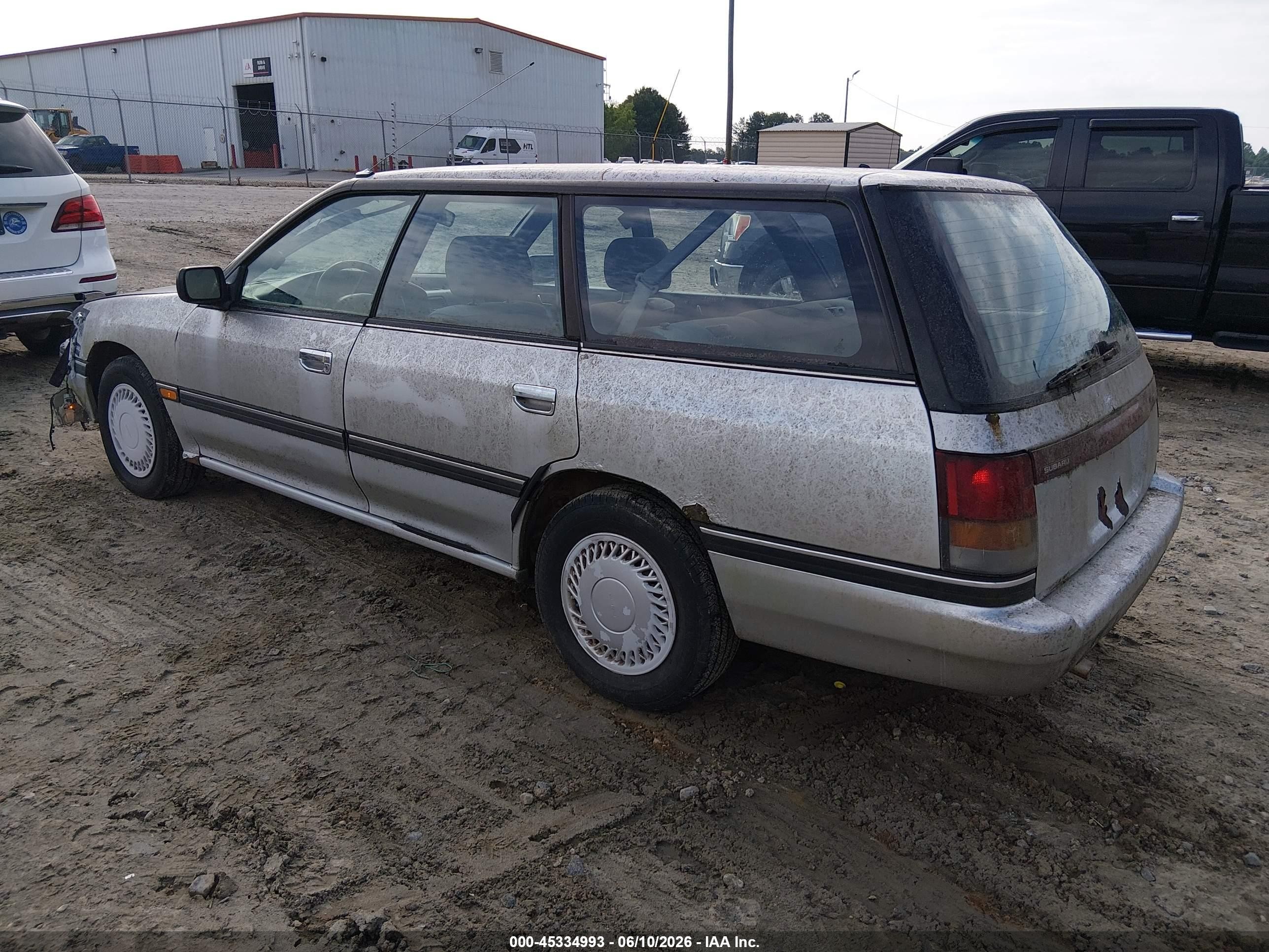 1994 Subaru Legacy L/l Alpine Silver vin: 4S3BJ633XR7954712