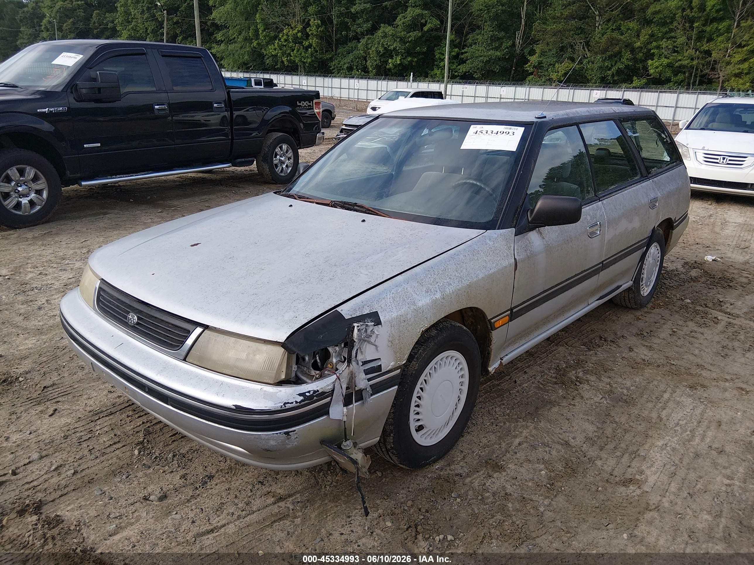 1994 Subaru Legacy L/l Alpine Silver vin: 4S3BJ633XR7954712