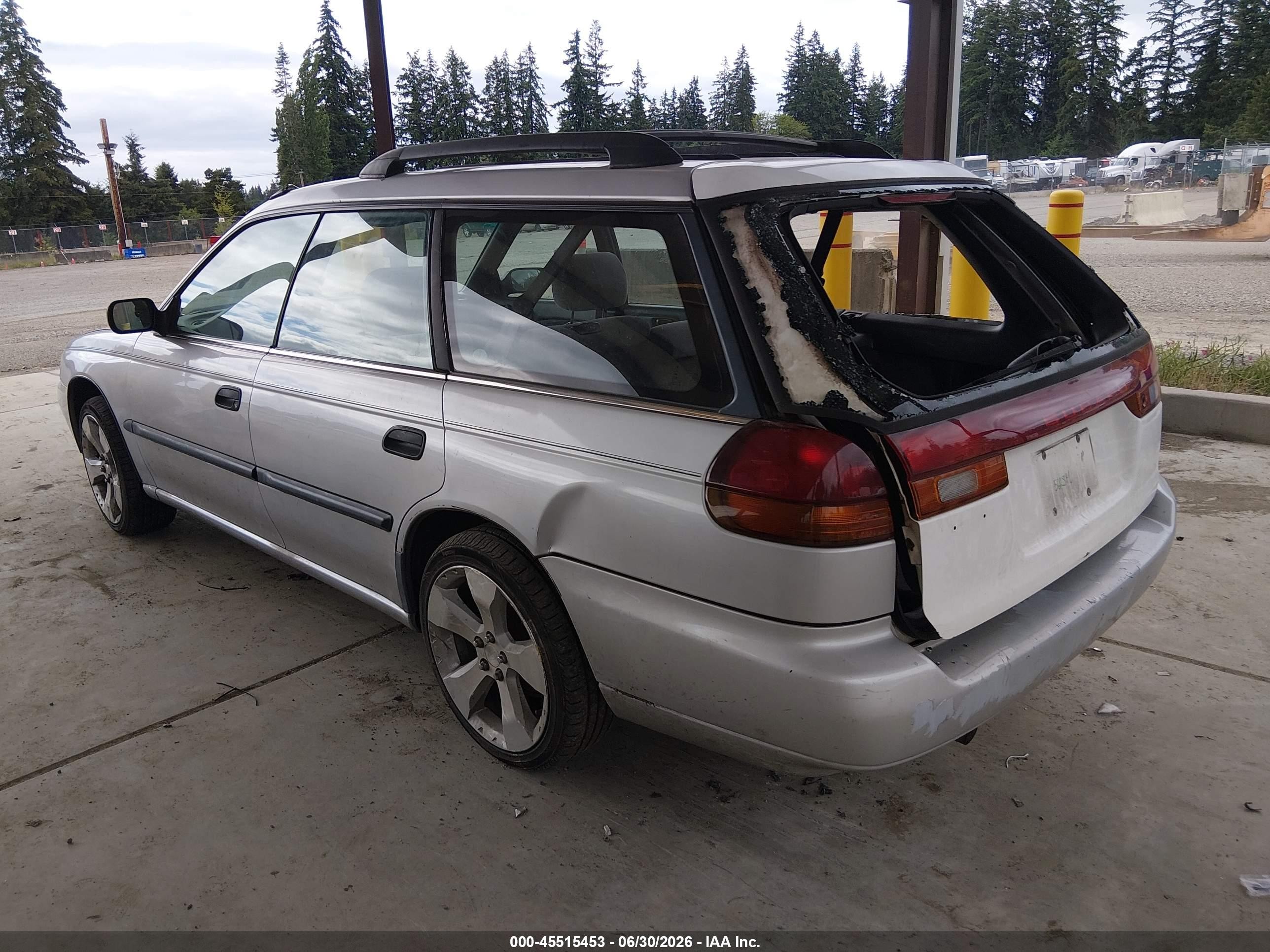 1997 Subaru Legacy L/postal Right-hand Drive Silver vin: 4S3BK4353V7309624