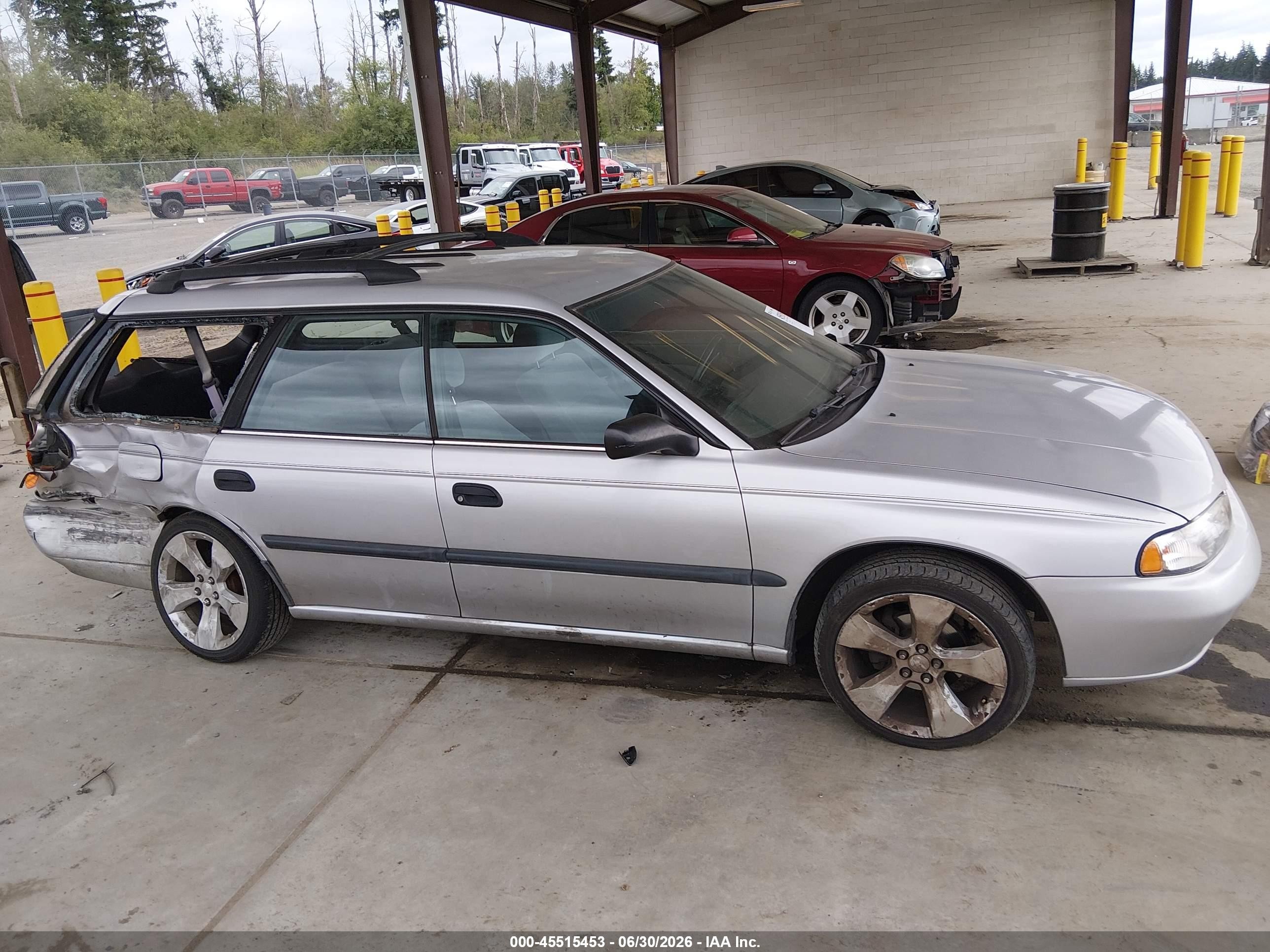 1997 Subaru Legacy L/postal Right-hand Drive Silver vin: 4S3BK4353V7309624