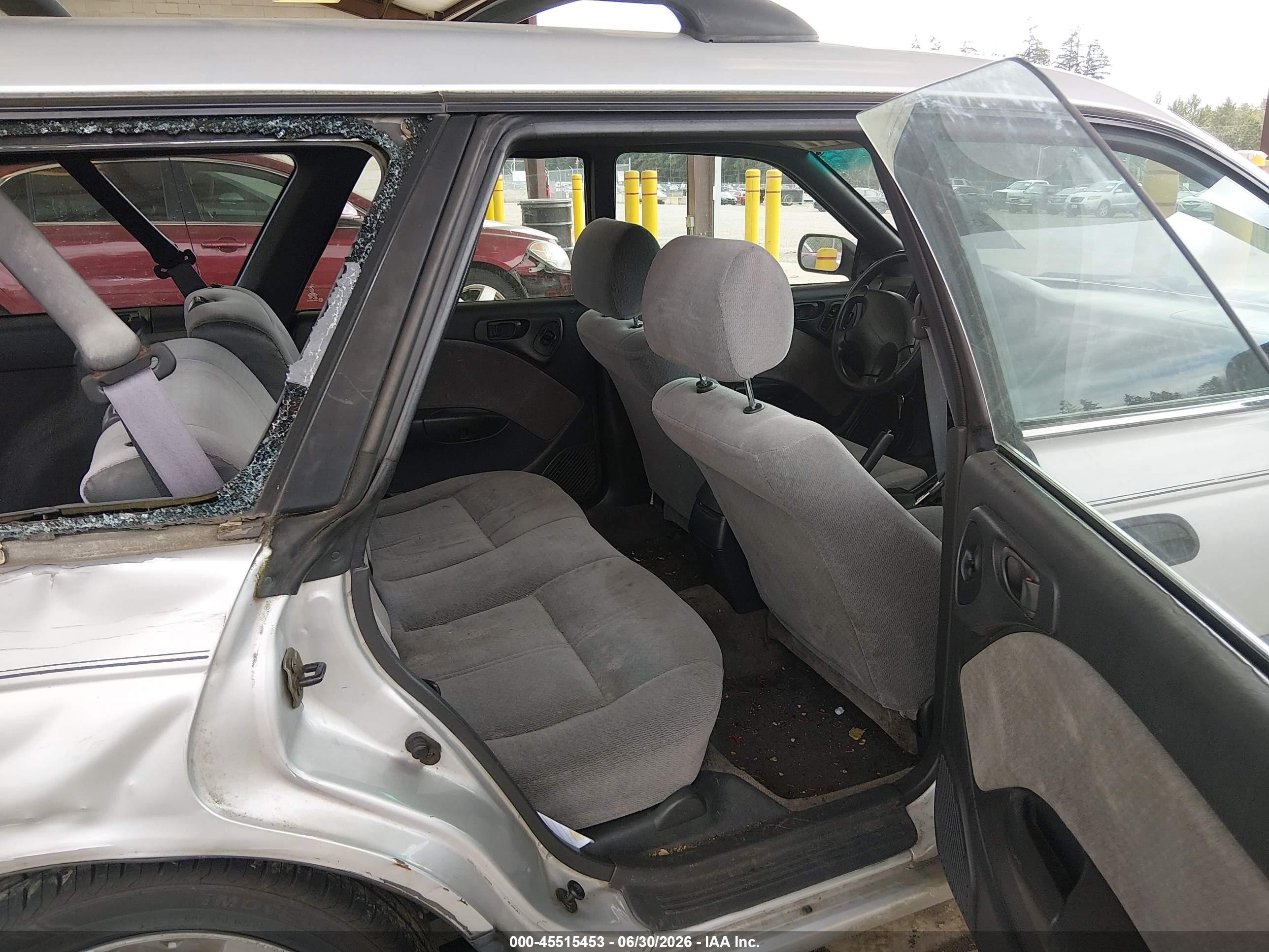 1997 Subaru Legacy L/postal Right-hand Drive Silver vin: 4S3BK4353V7309624