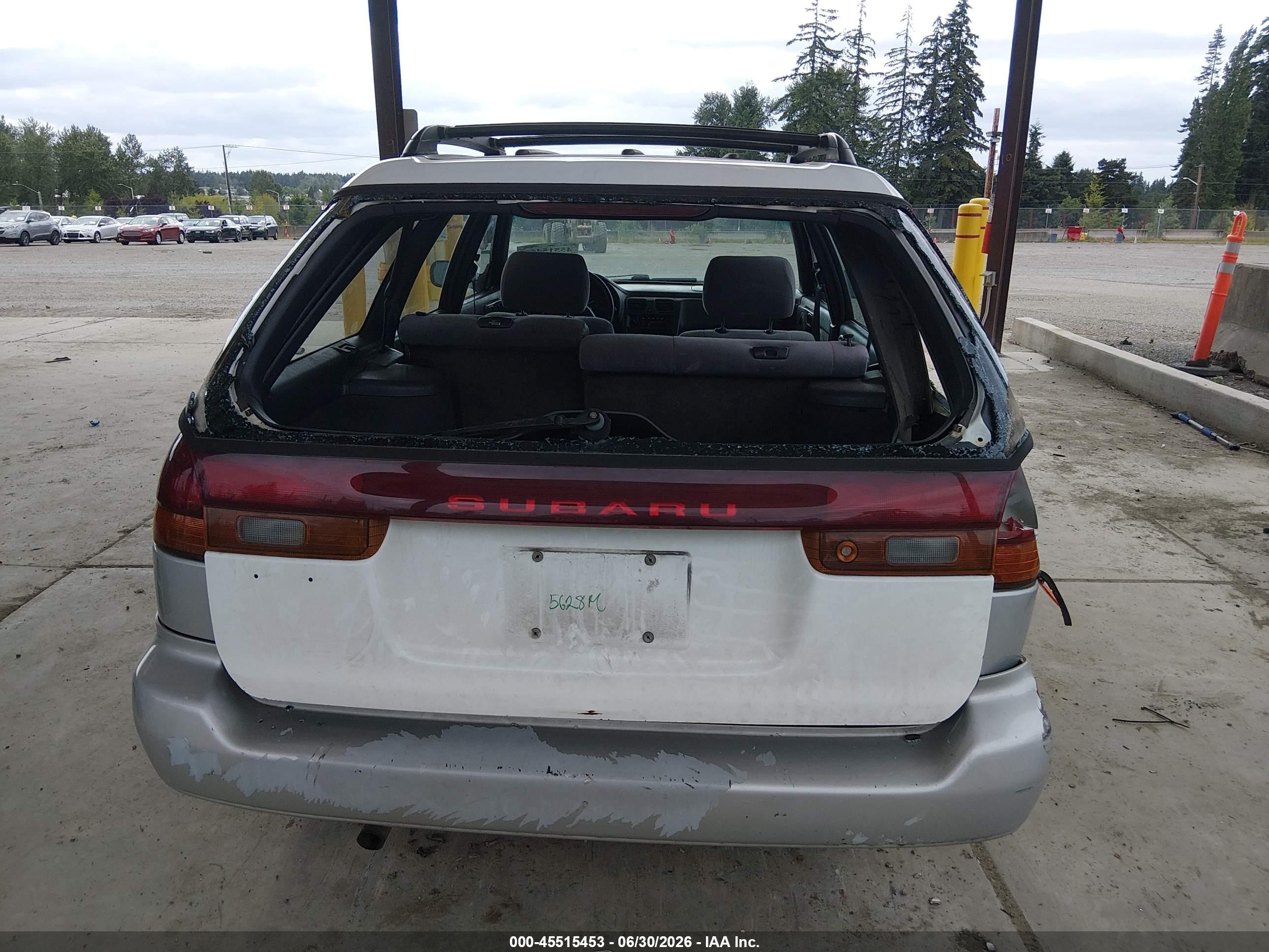 1997 Subaru Legacy L/postal Right-hand Drive Silver vin: 4S3BK4353V7309624