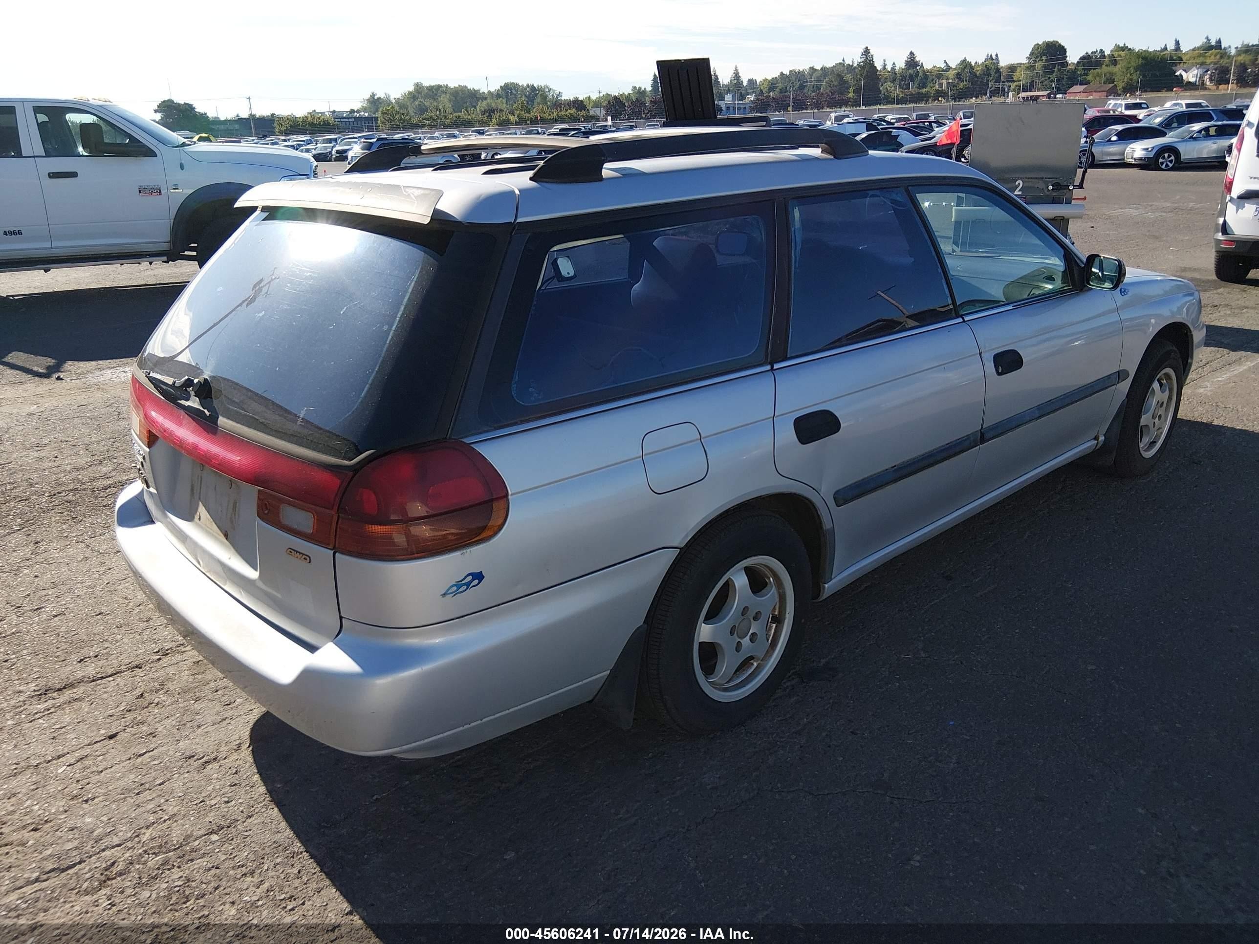 1996 Subaru Legacy L Silver vin: 4S3BK4356T7937528