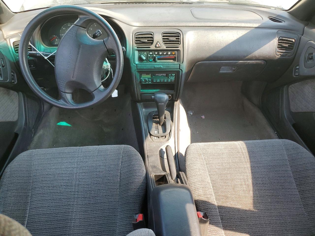 1998 Subaru Legacy L Silver vin: 4S3BK4357W7311975