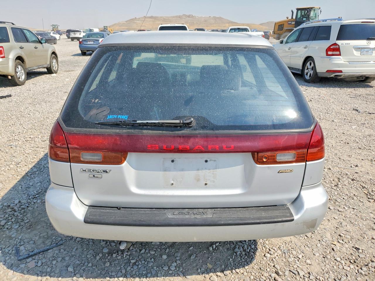 1998 Subaru Legacy L Silver vin: 4S3BK4357W7311975