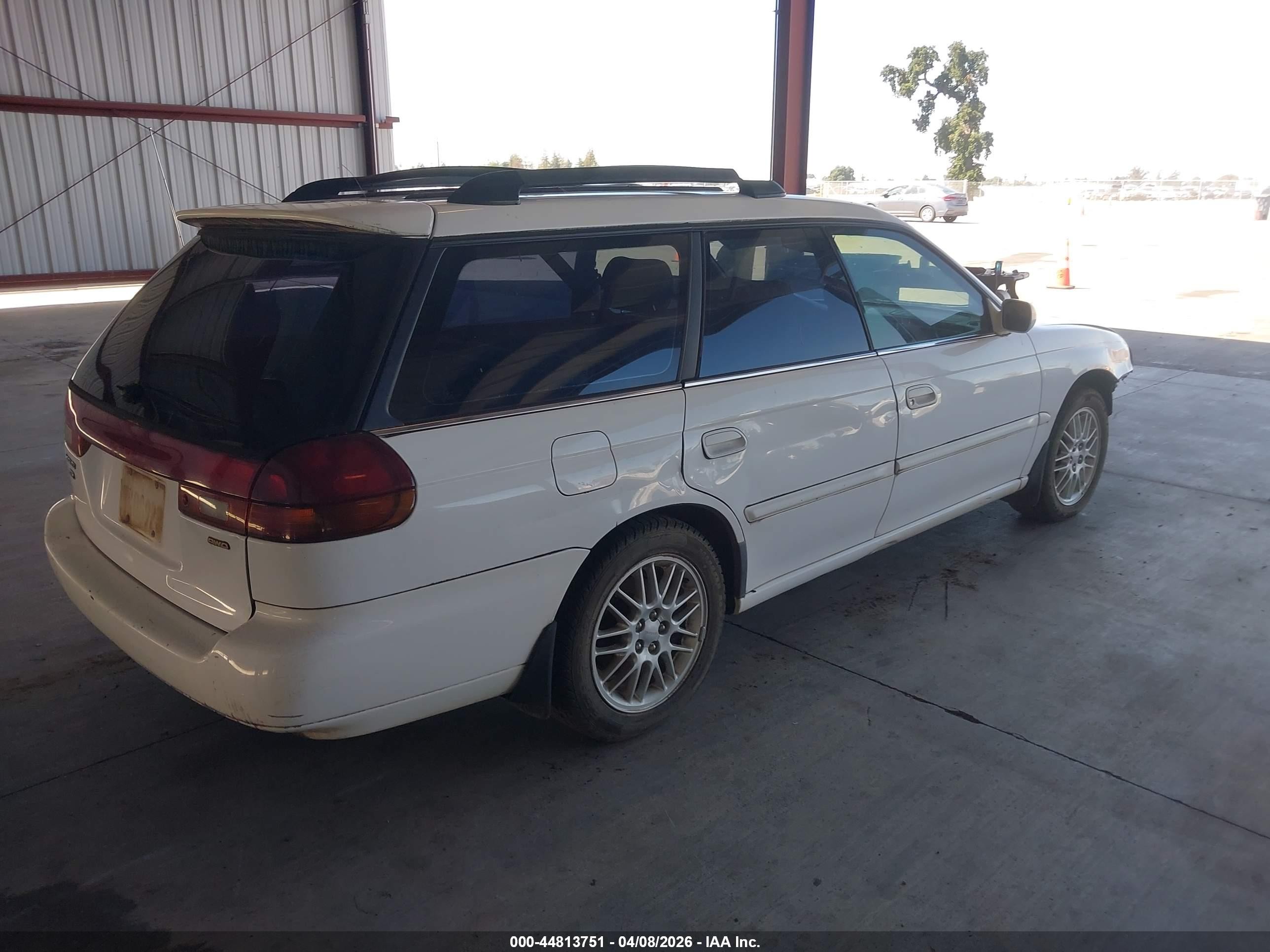 1996 Subaru Legacy Ls White vin: 4S3BK4554T7318164