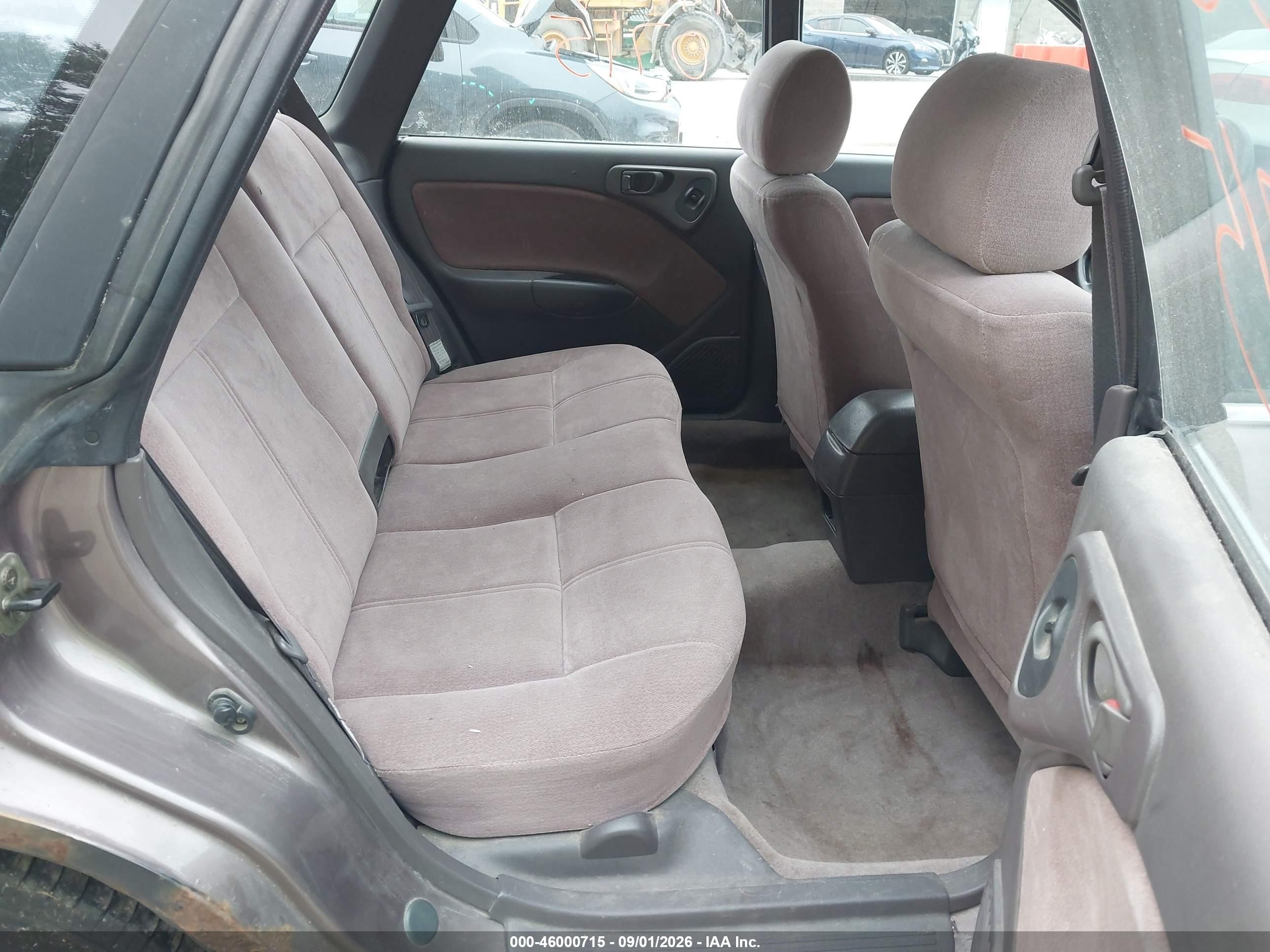 1995 Subaru Legacy L/outback Tan vin: 4S3BK6359S7312275