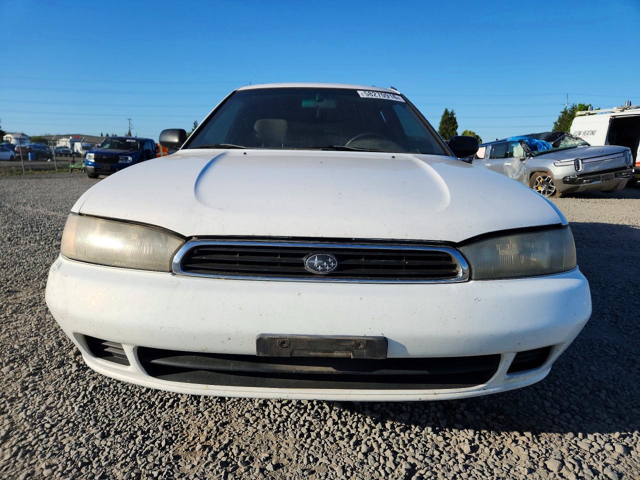 1995 Subaru Legacy L White vin: 4S3BK635XS7349111