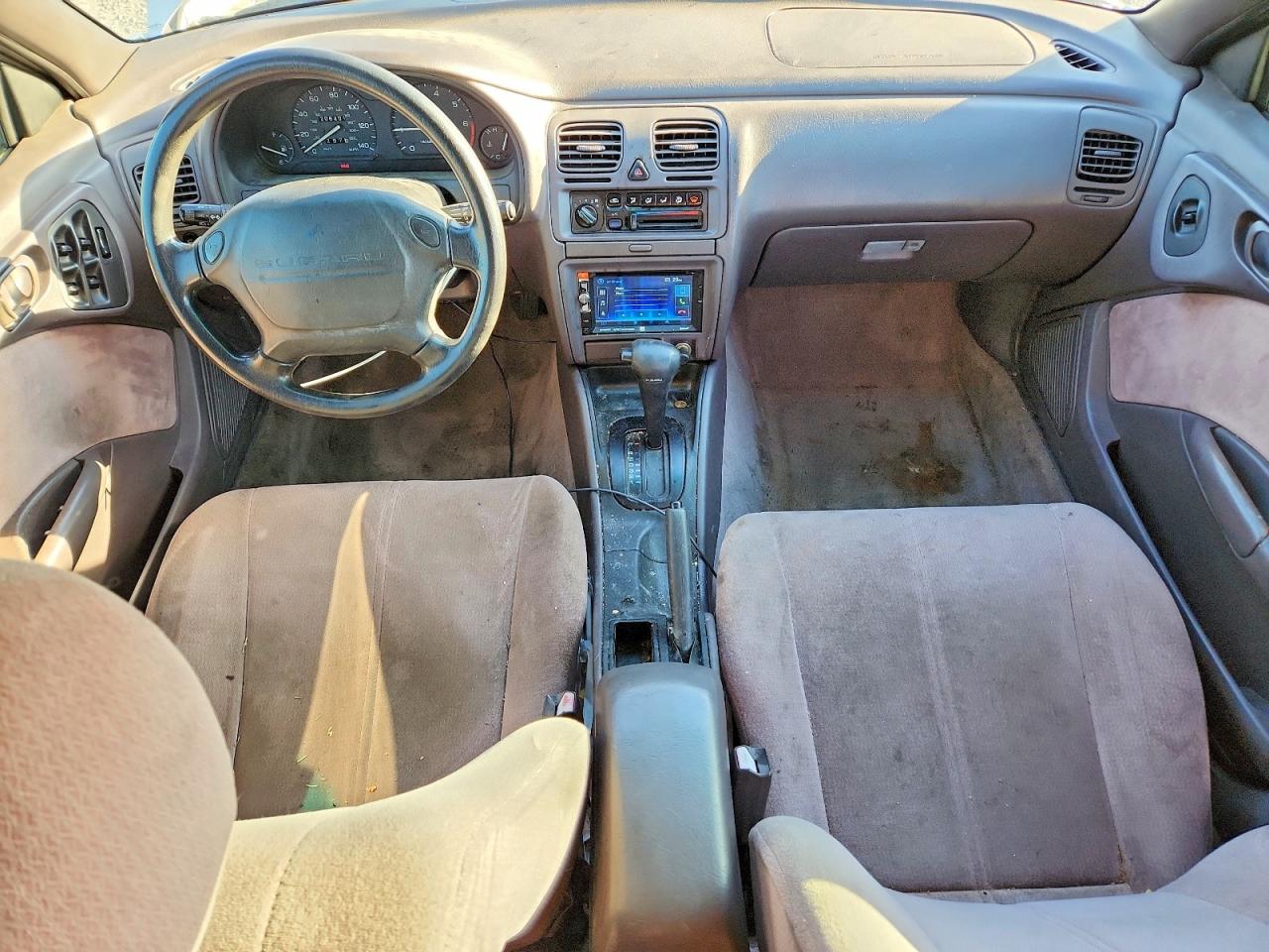 1995 Subaru Legacy L White vin: 4S3BK635XS7349111