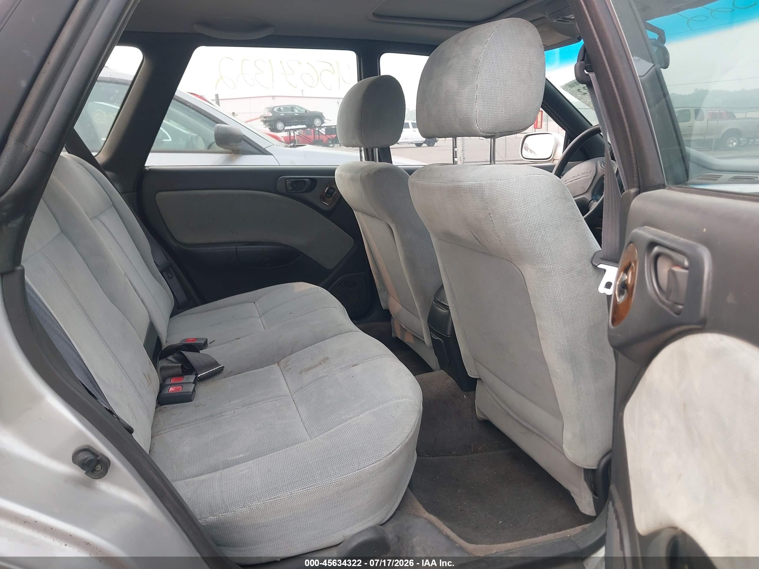 1995 Subaru Legacy Ls/lsi Silver vin: 4S3BK6552S7339377