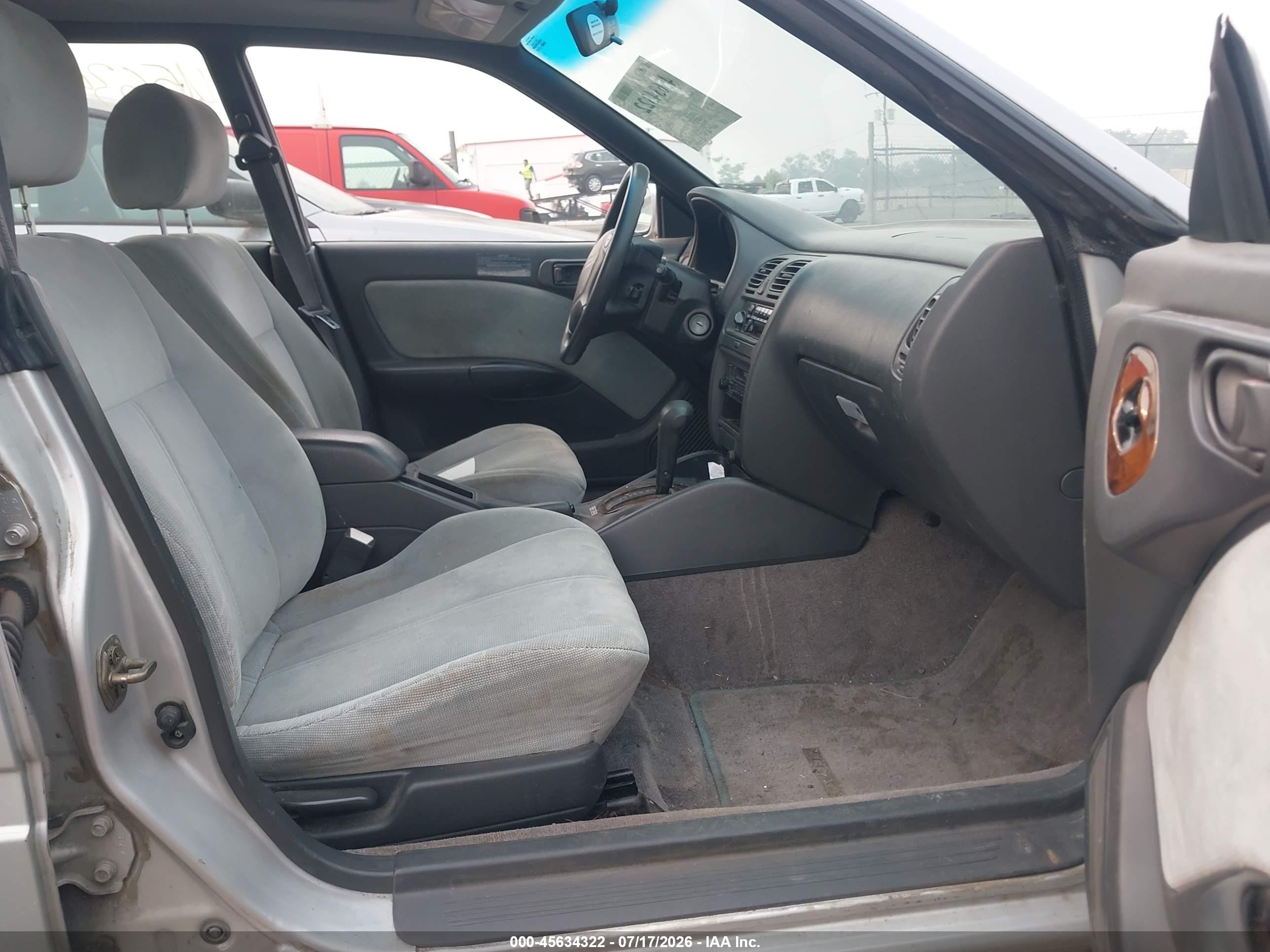 1995 Subaru Legacy Ls/lsi Silver vin: 4S3BK6552S7339377