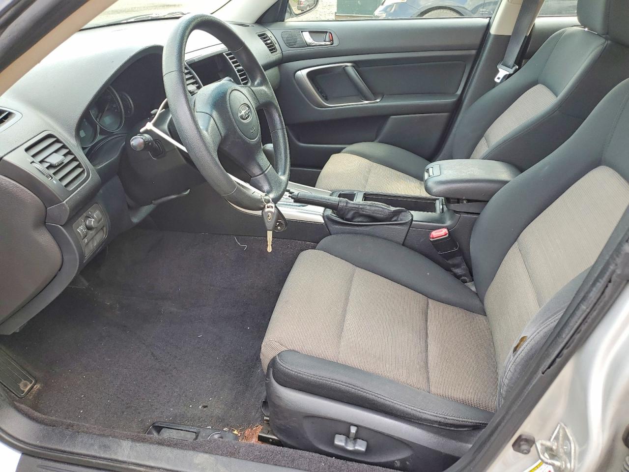 2007 Subaru Legacy 2.5i Silver vin: 4S3BL616077205924