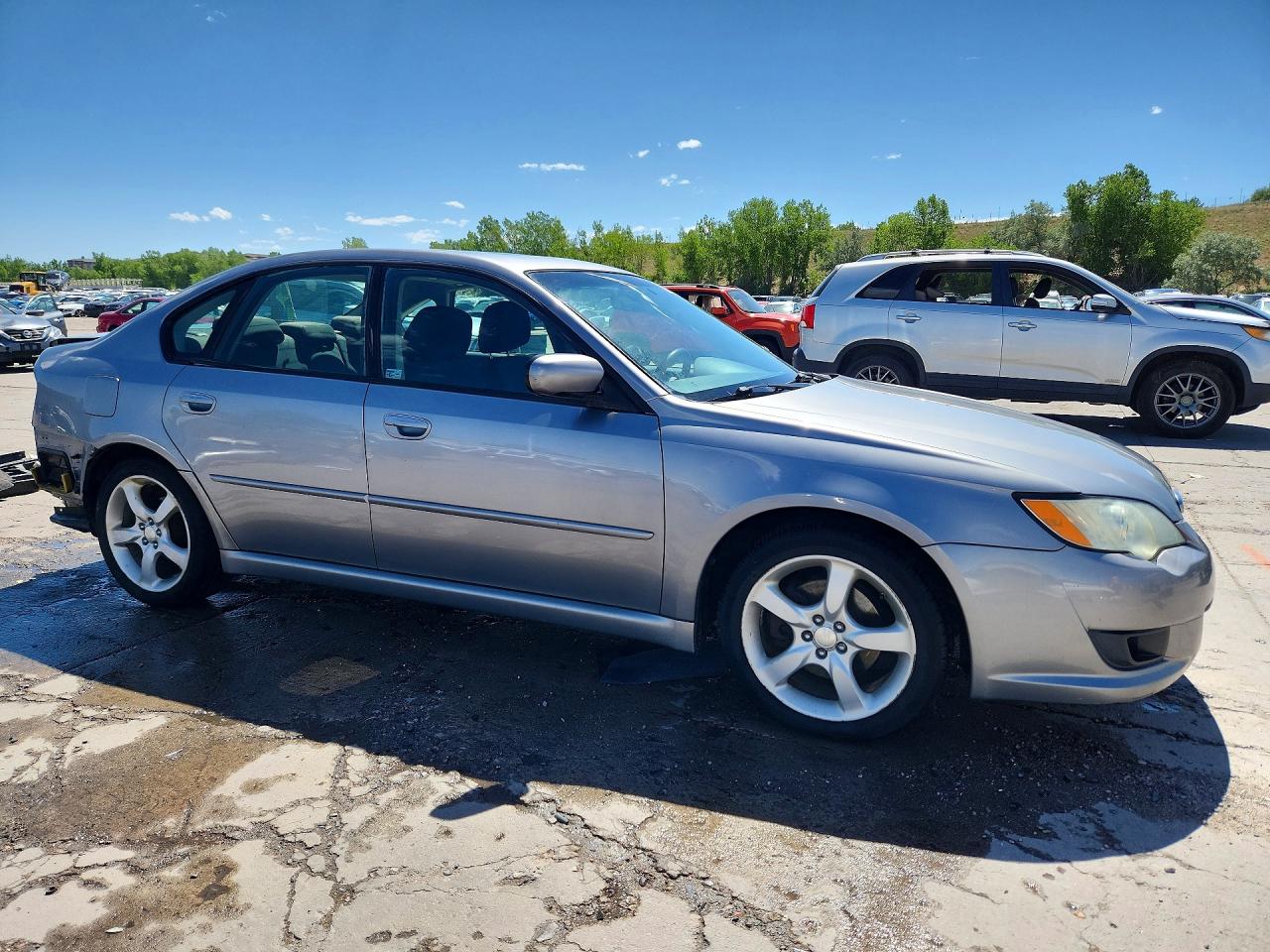 2008 Subaru Legacy 2.5i Silver vin: 4S3BL616087203706